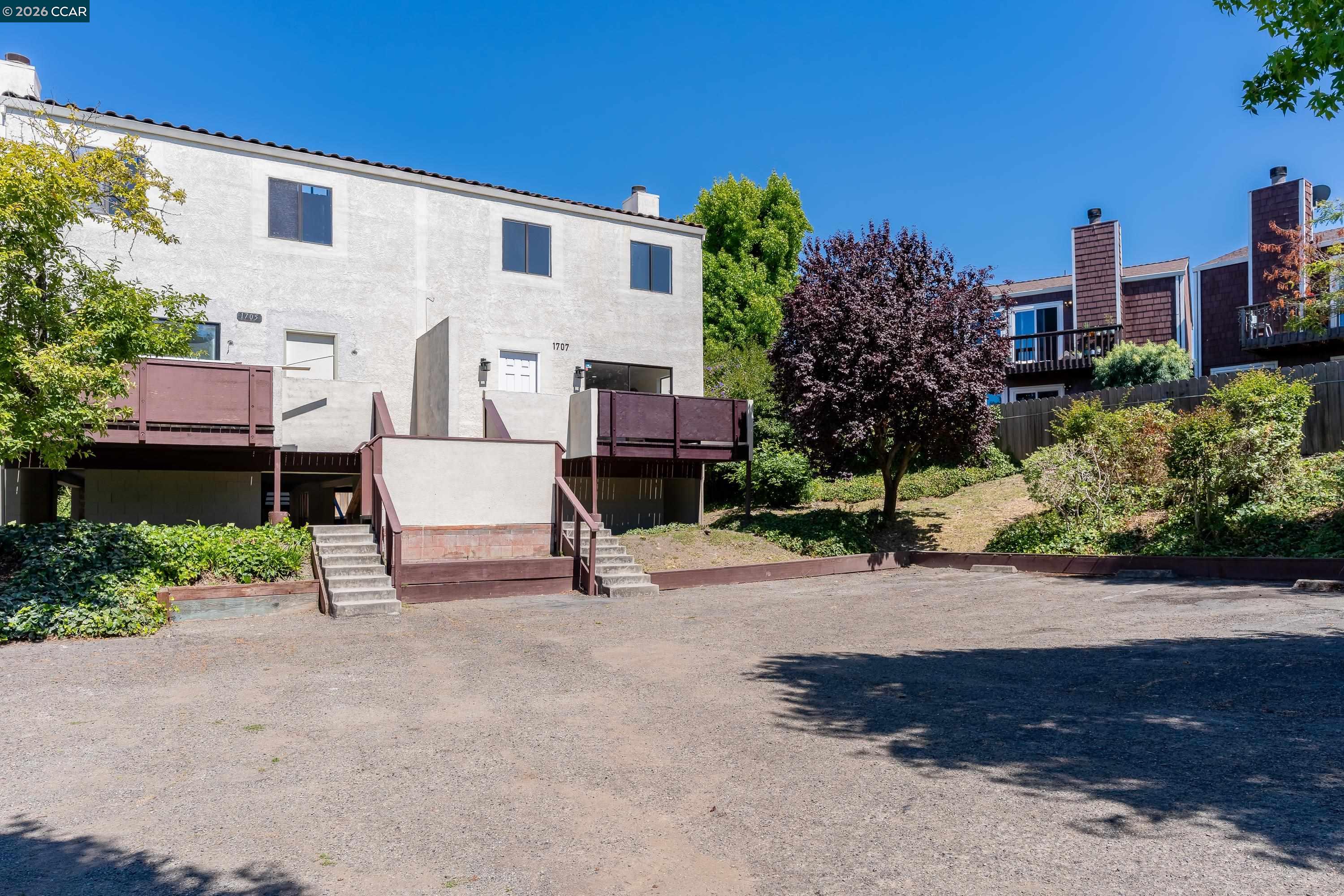 1707 Dalessi Dr, Pinole CA 94564 — photo 3