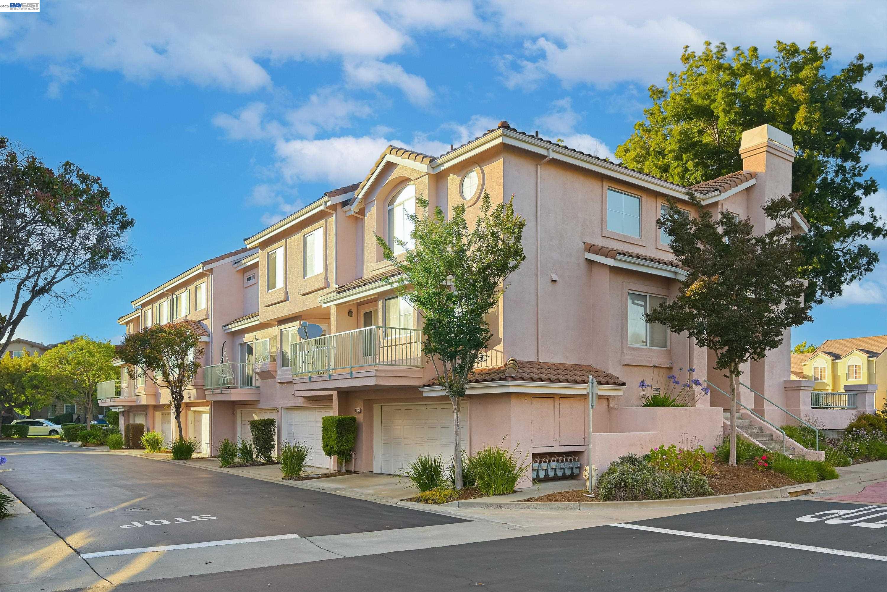 Photo #3: 41139809 Listing: Photo #3