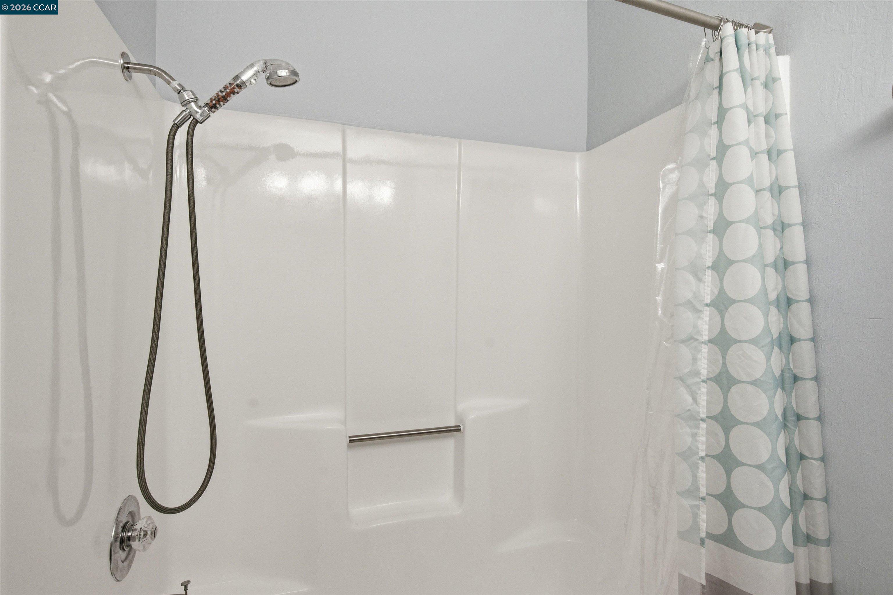 Photo #43: 41139812 Listing: Photo #43