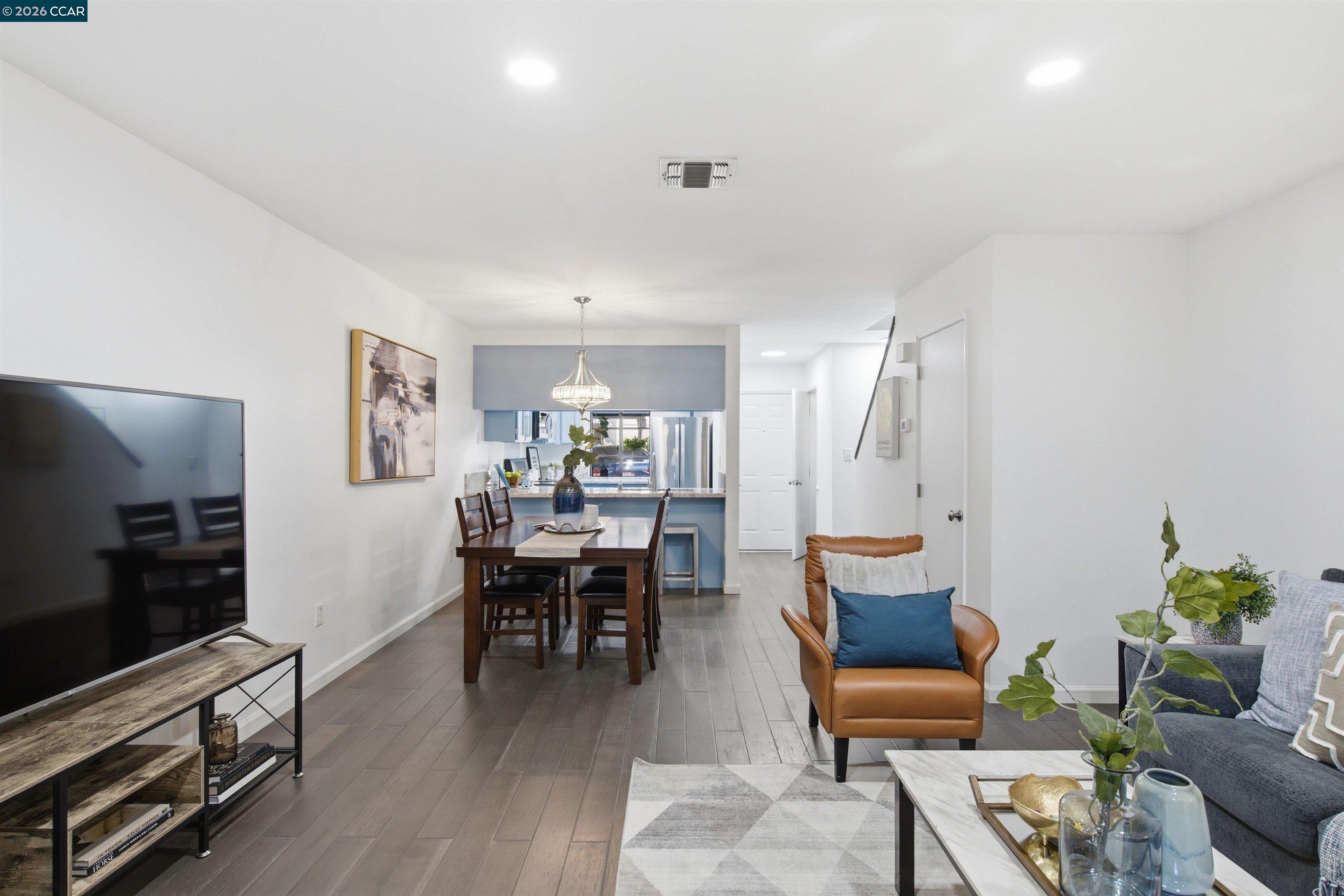 Photo #6: 41139812 Listing: Photo #6