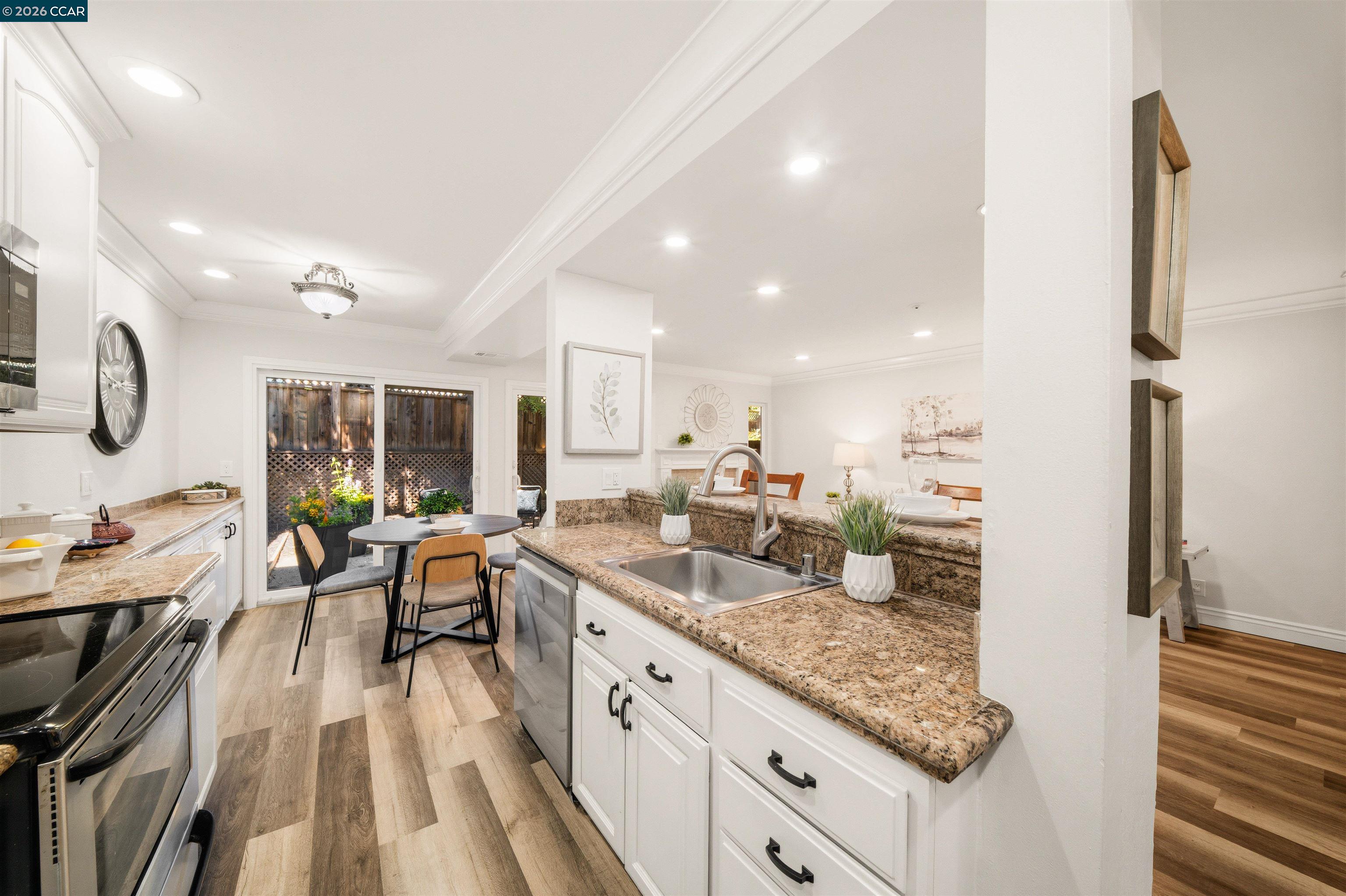 Photo #11: 41139814 Listing: Photo #11