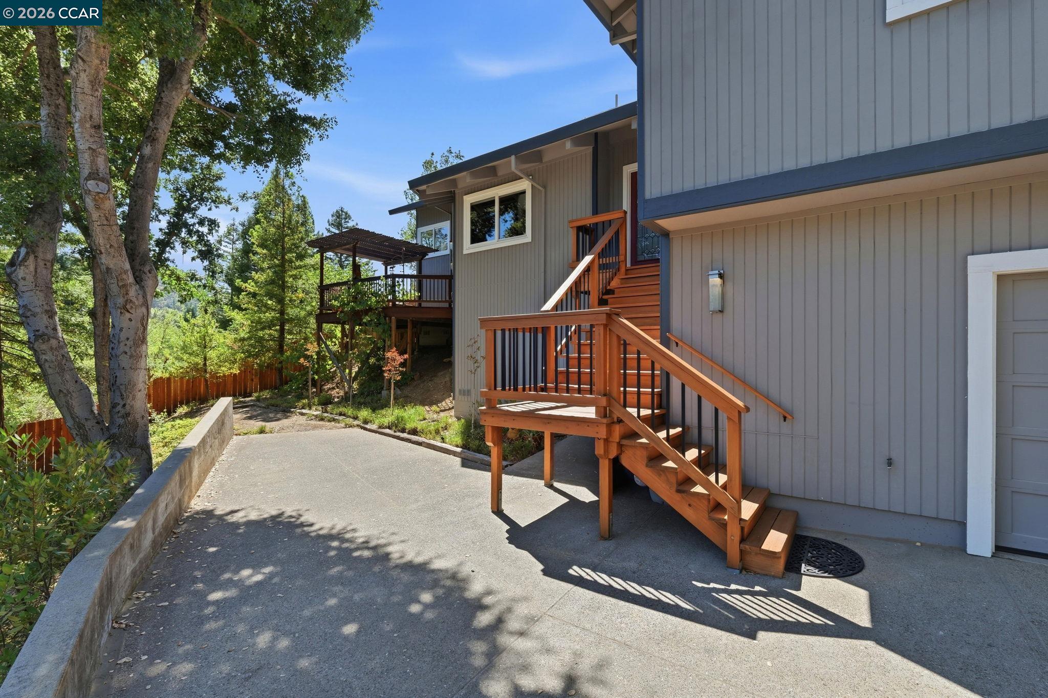 141 Donaleen Ct, Martinez CA 94553 — photo 35