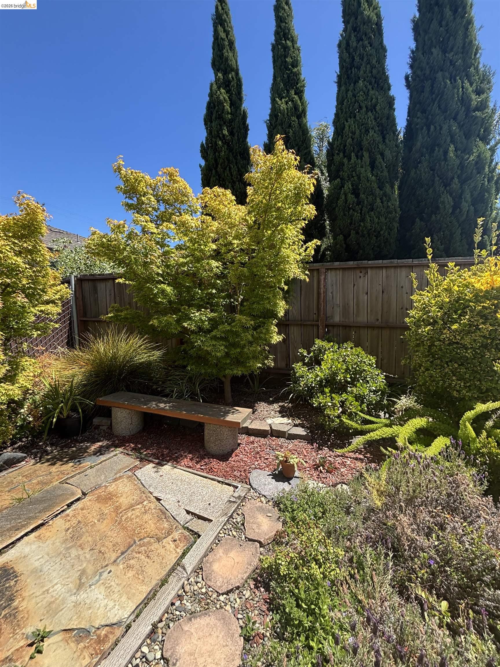 915 39Th St, Oakland CA 94608 — photo 8