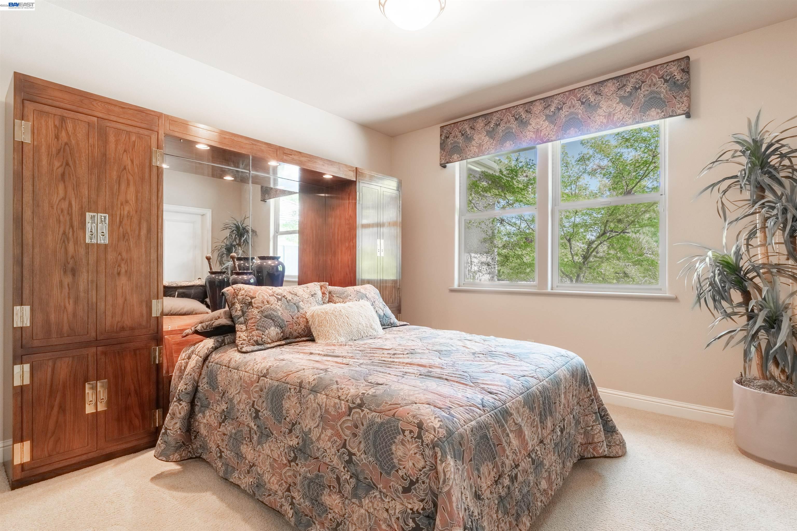10055 Justamere Ln, Elk Grove CA 95624 — photo 20