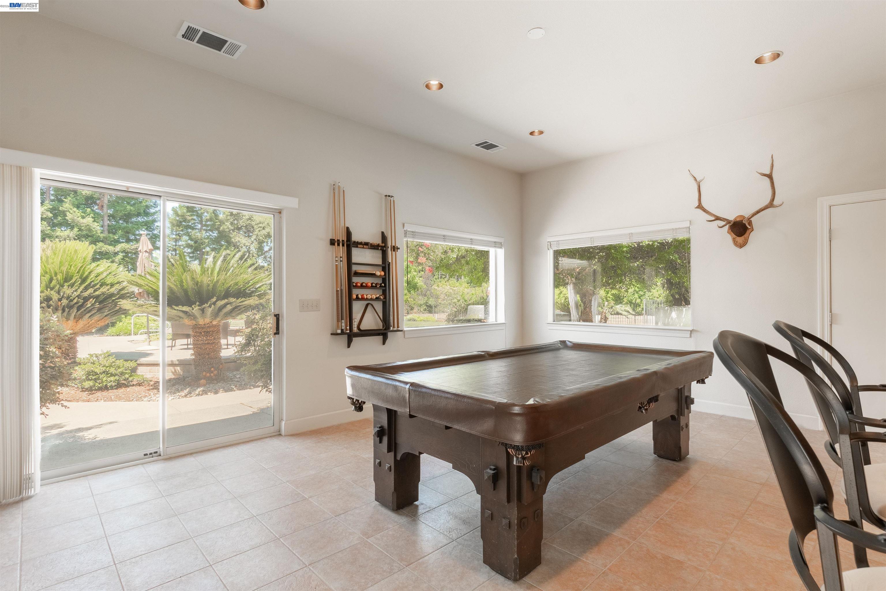 10055 Justamere Ln, Elk Grove CA 95624 — photo 35