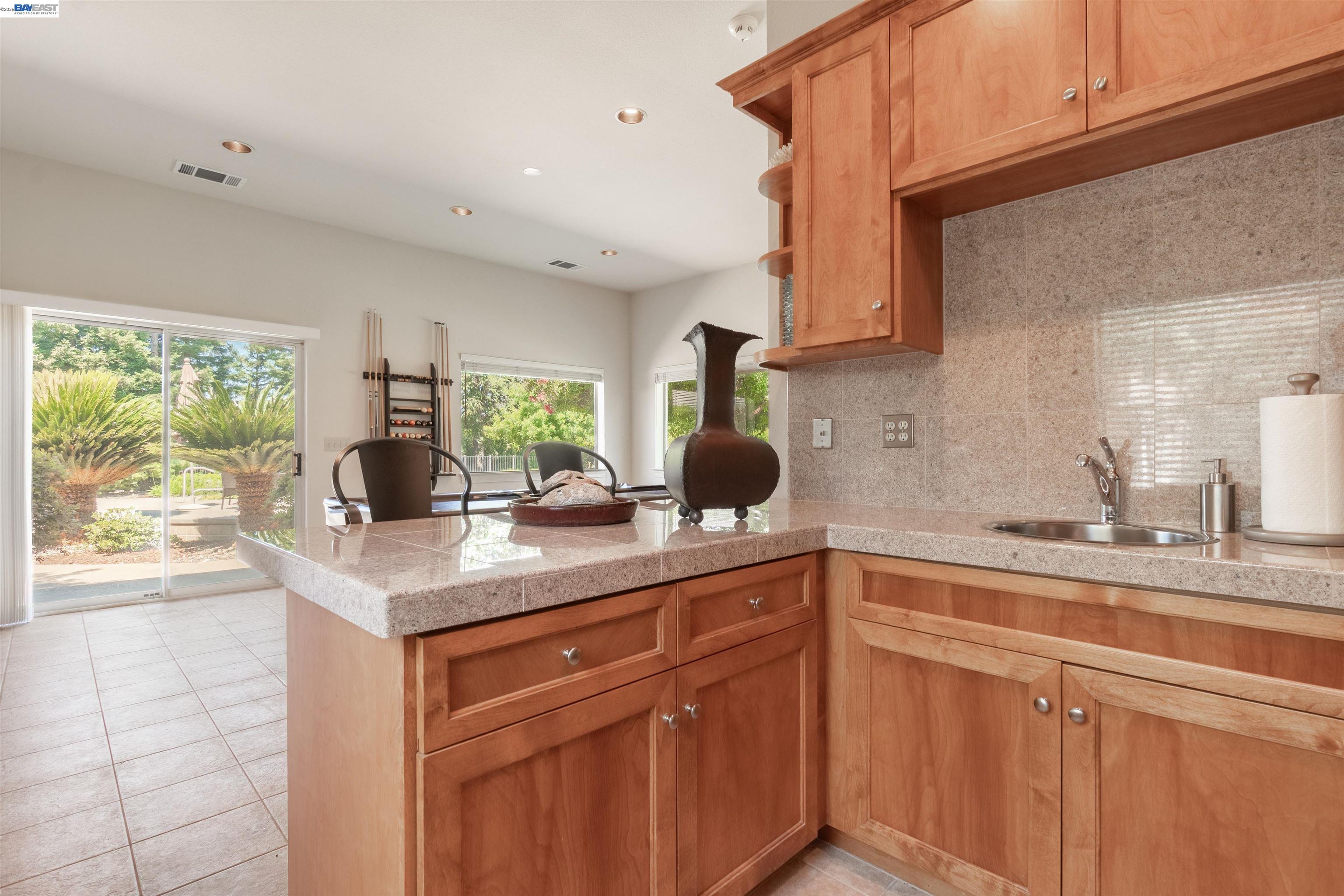 10055 Justamere Ln, Elk Grove CA 95624 — photo 39