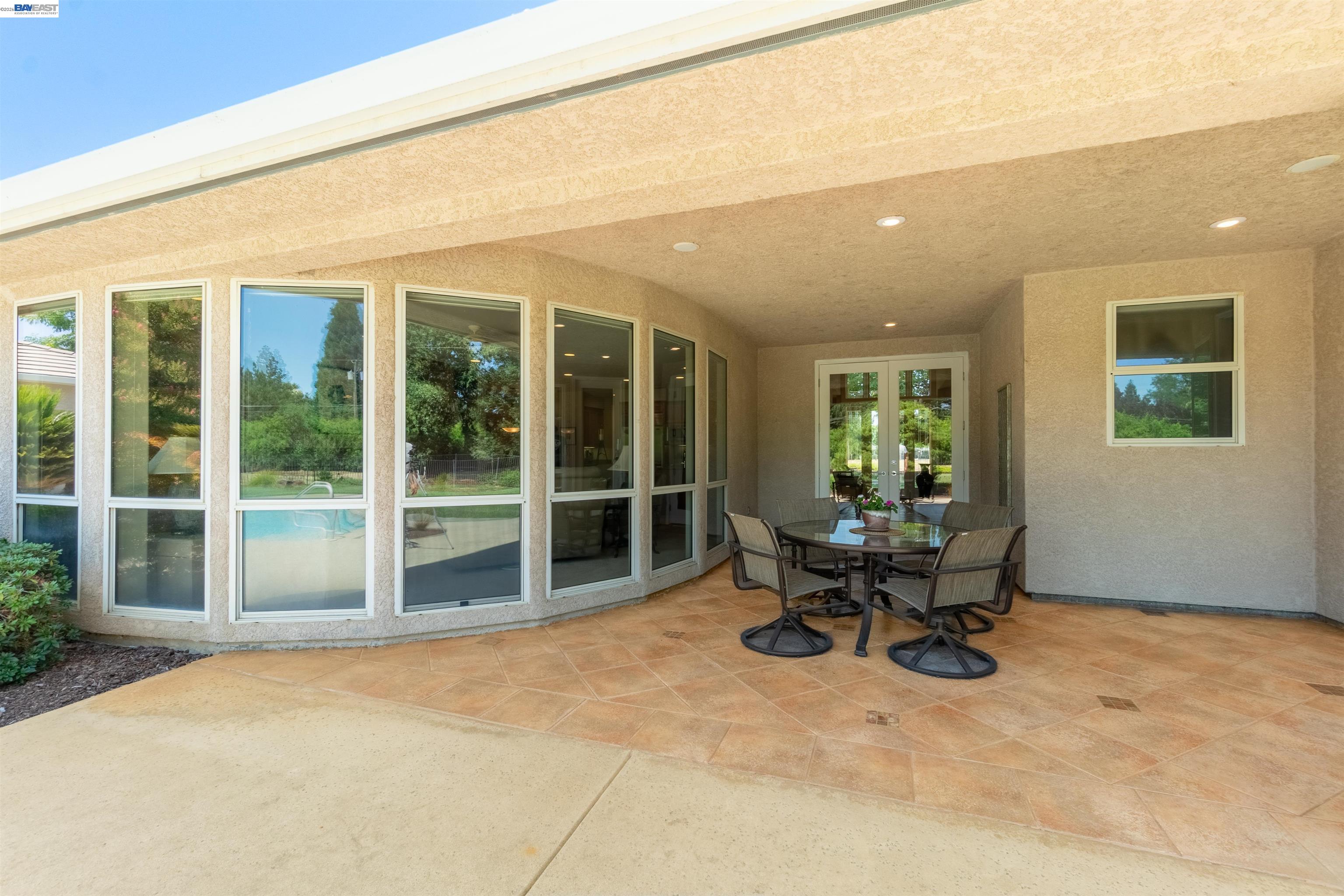 10055 Justamere Ln, Elk Grove CA 95624 — photo 44