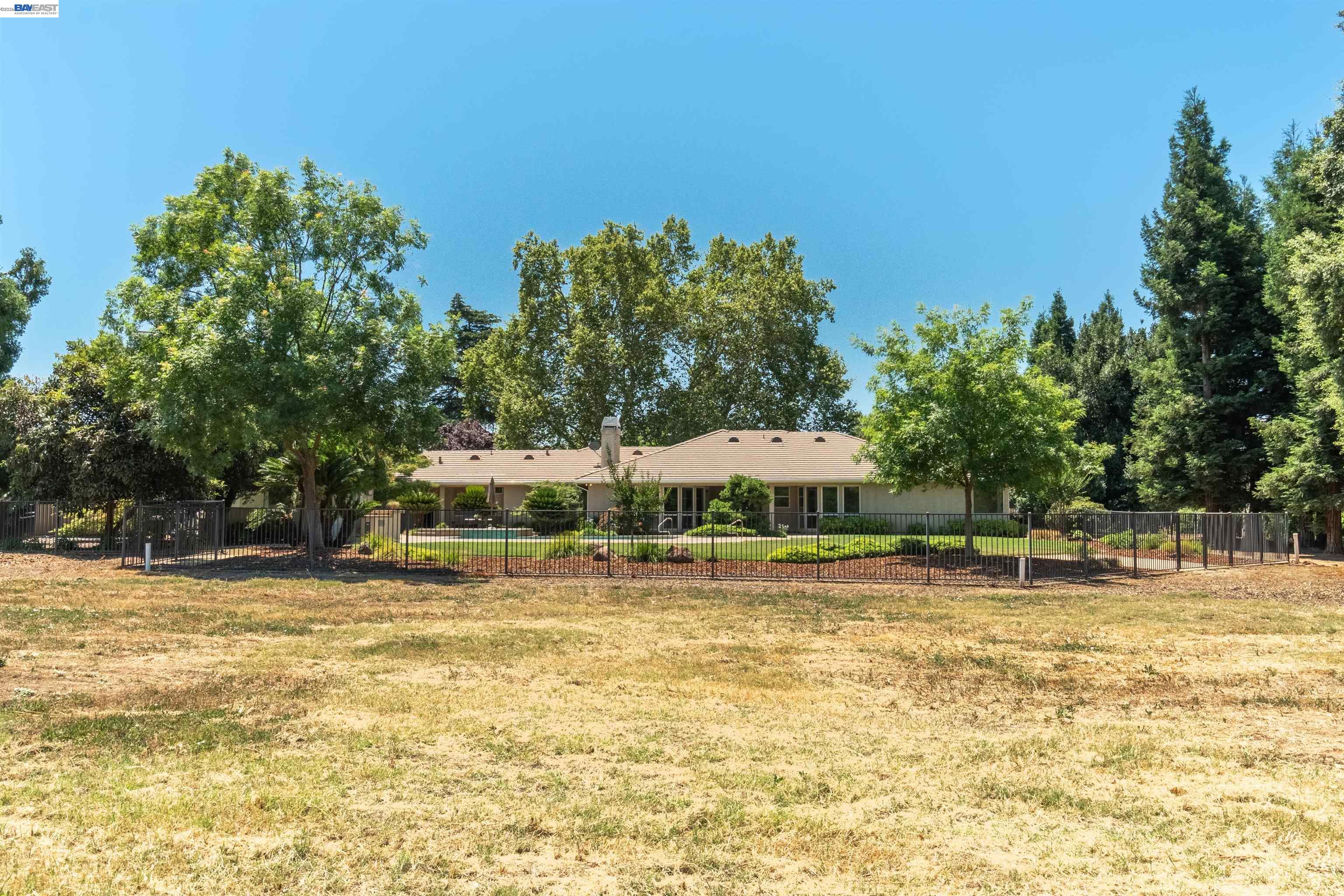 10055 Justamere Ln, Elk Grove CA 95624 — photo 55