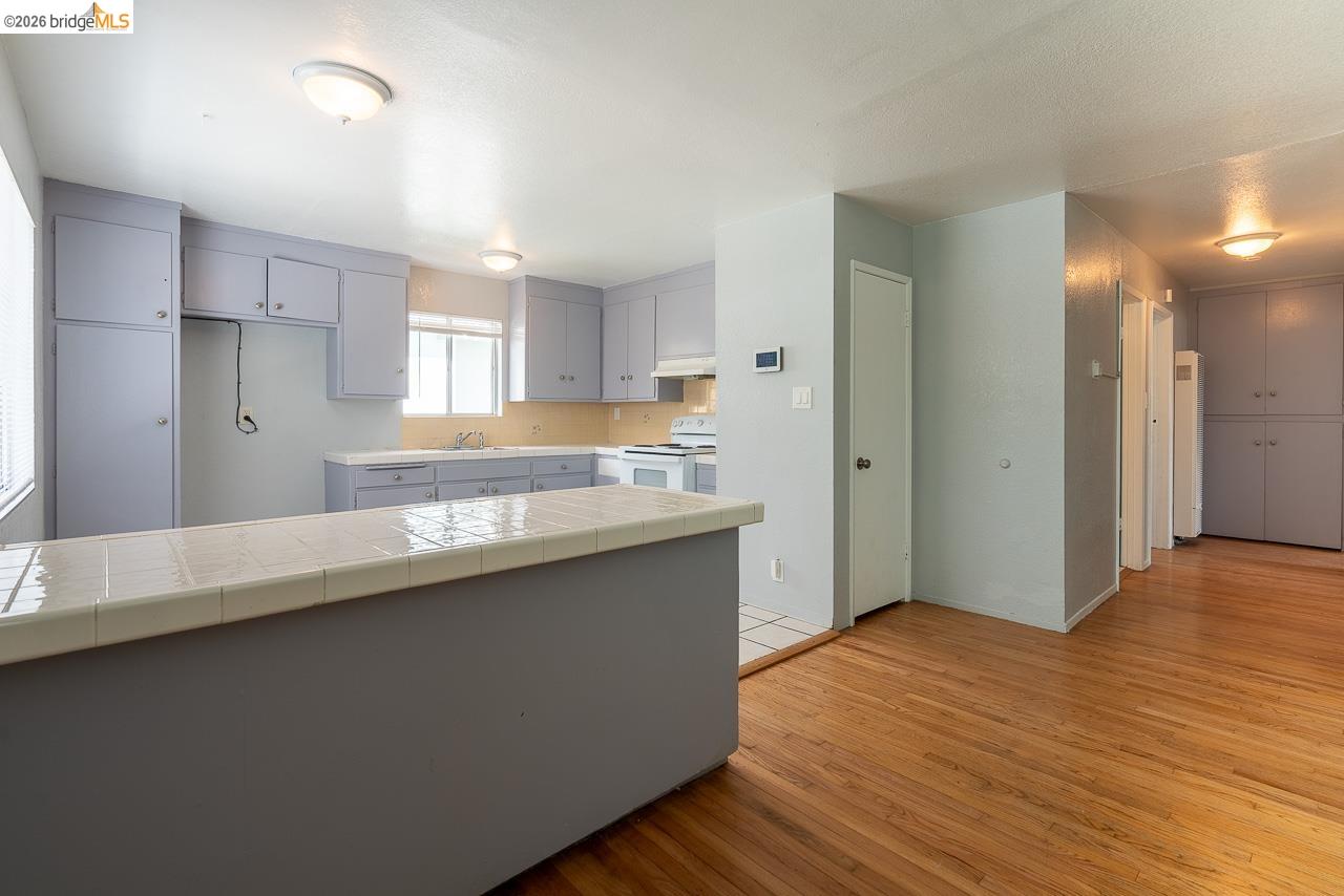 3414 64Th Avenue Pl, Oakland CA 94605 — photo 7