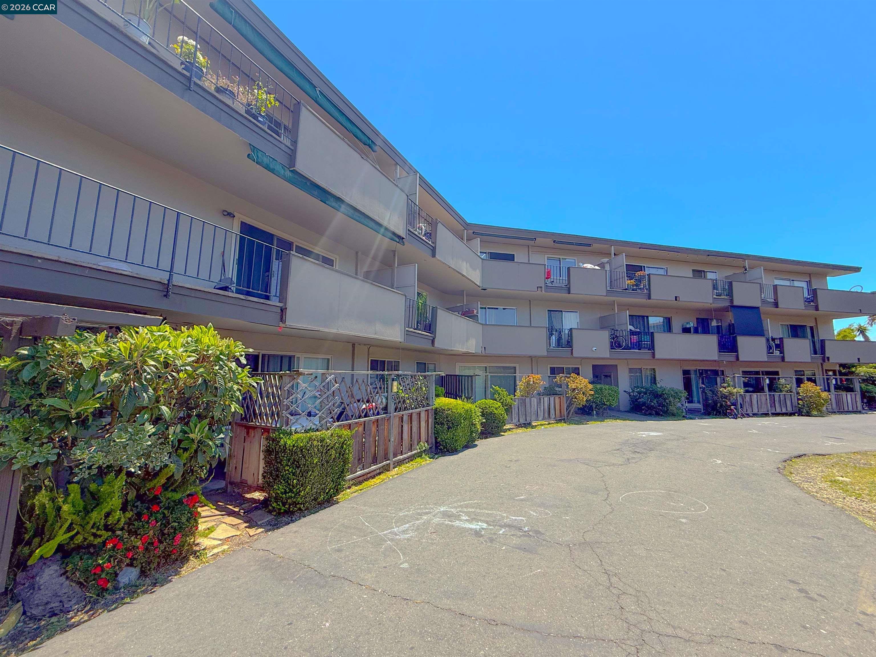 155 Canal St # 12, San Rafael CA 94901 — photo 15