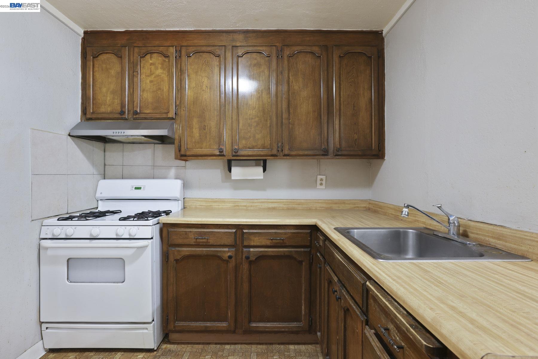 505 W 9Th St, Tracy CA 95376 — photo 11