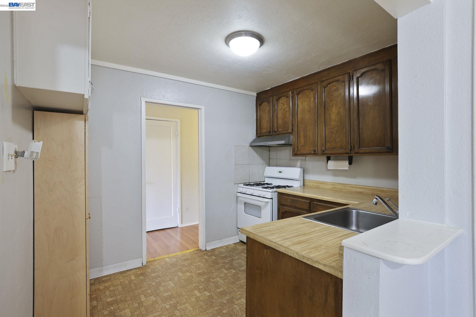 505 W 9Th St, Tracy CA 95376 — photo 10