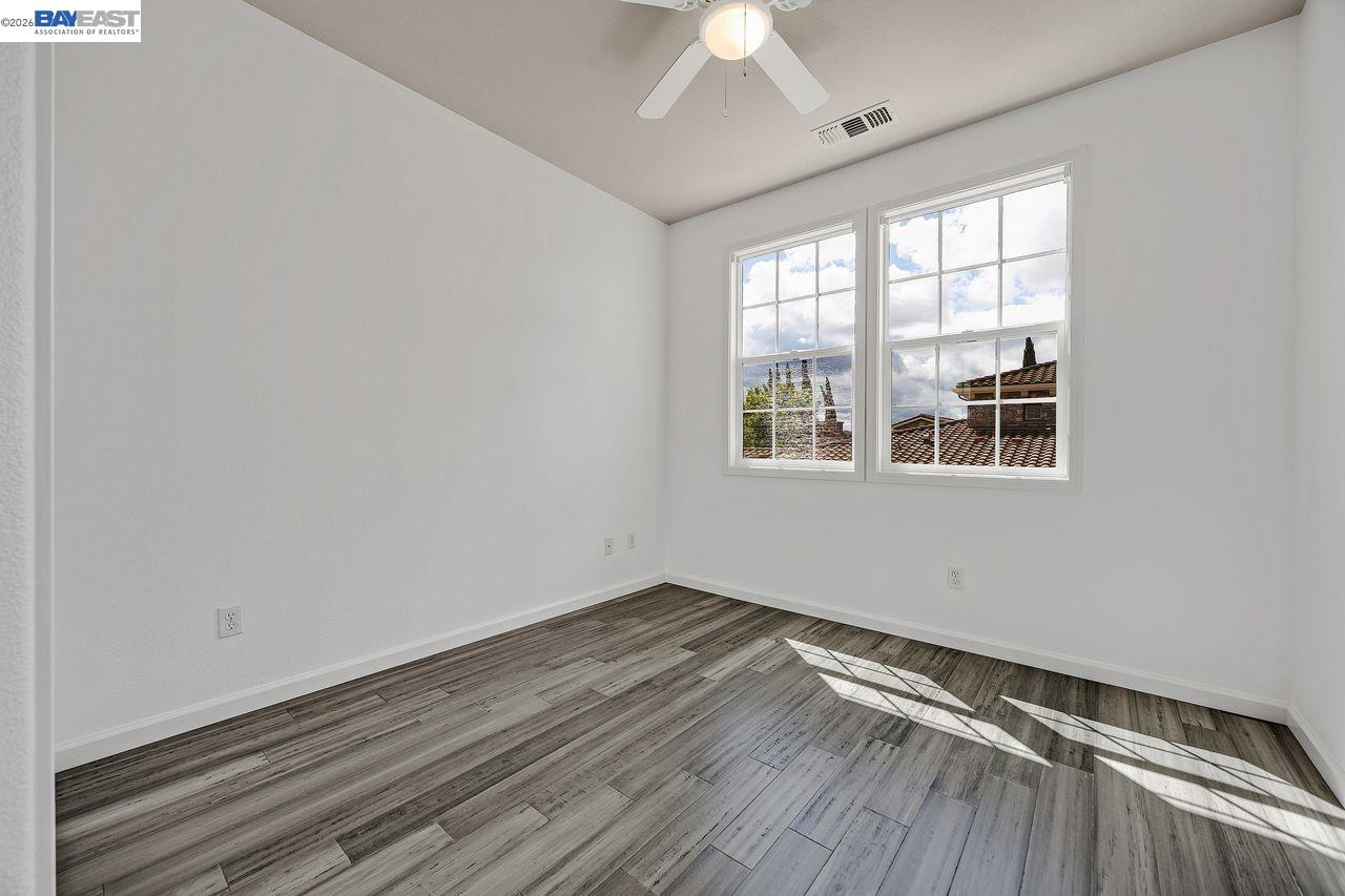 Photo #15: 41139862 Listing: Photo #15