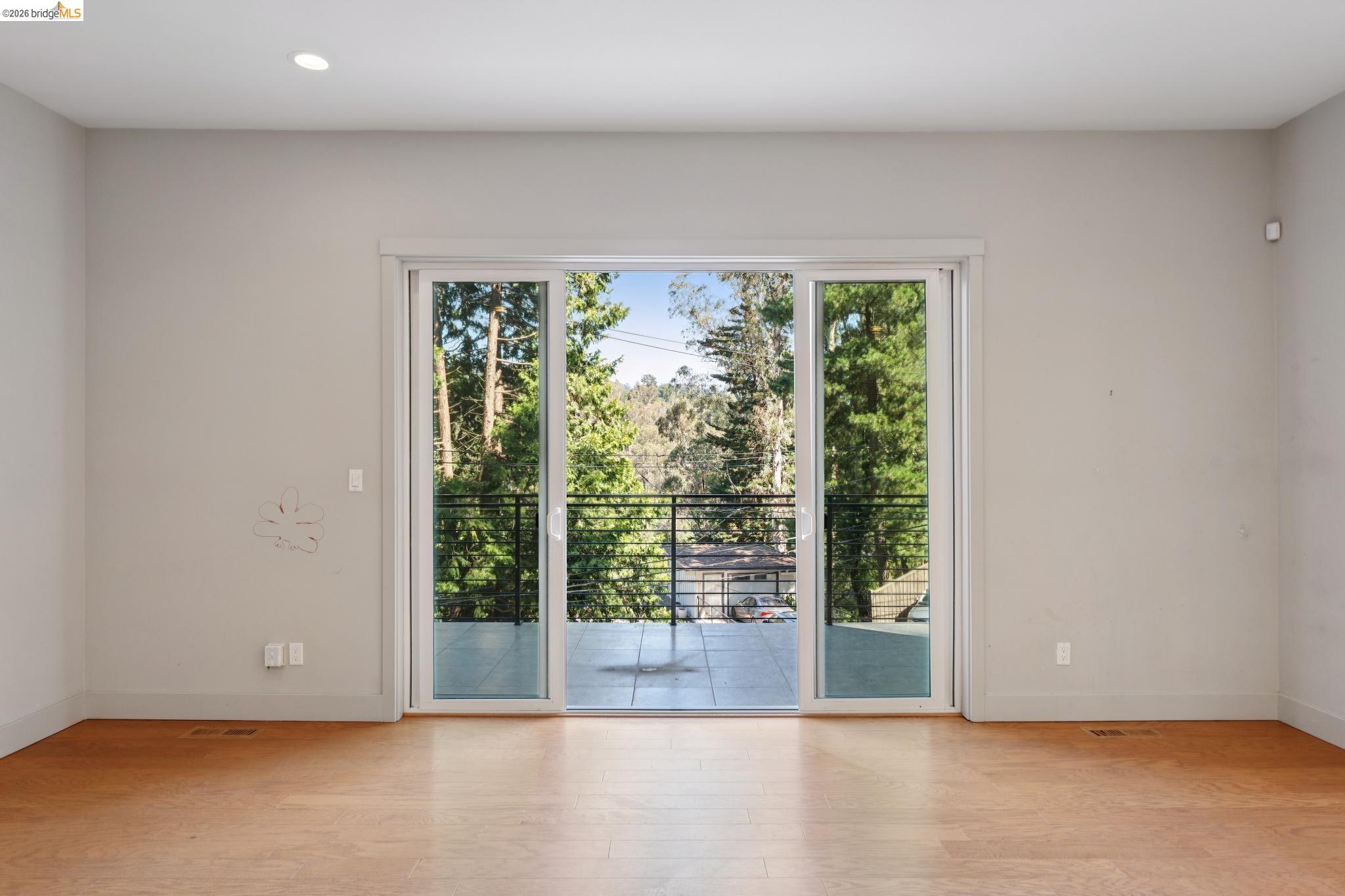 5917 Balboa, Oakland CA 94611 — photo 11