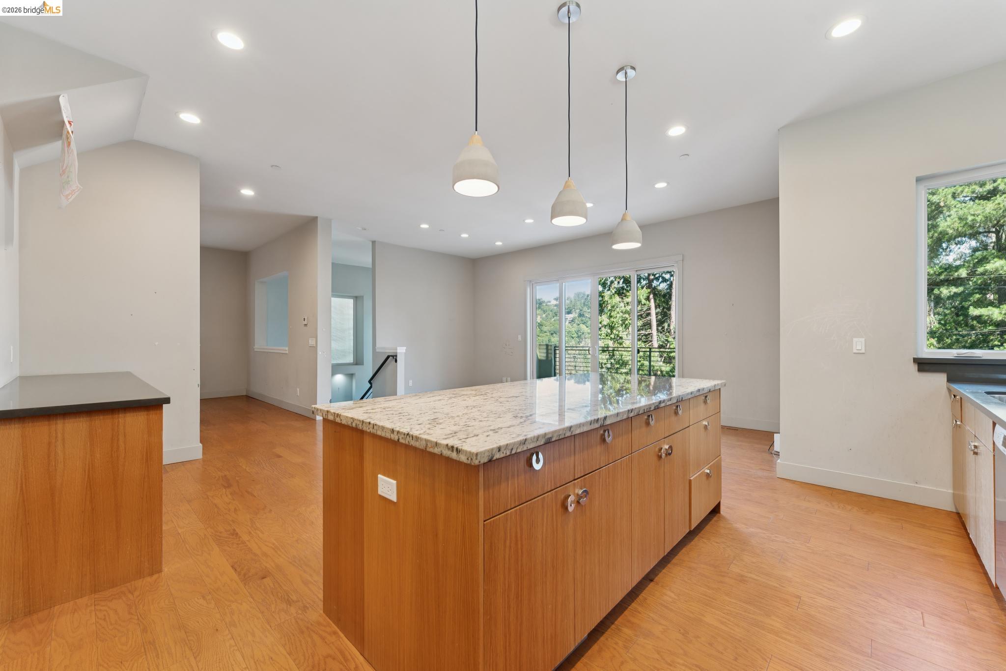 5917 Balboa, Oakland CA 94611 — photo 12