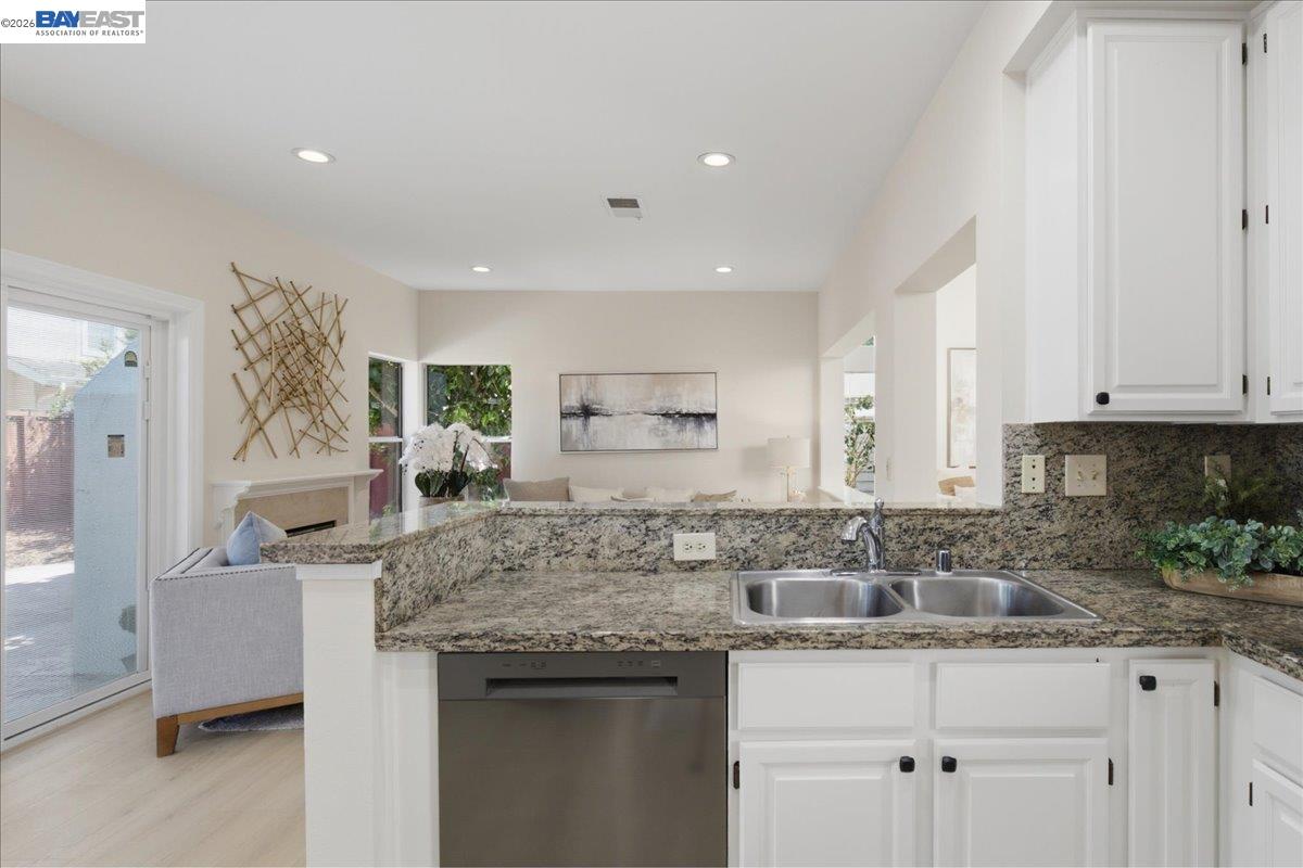 5579 Ridgewood Dr, Fremont CA 94555 — photo 23