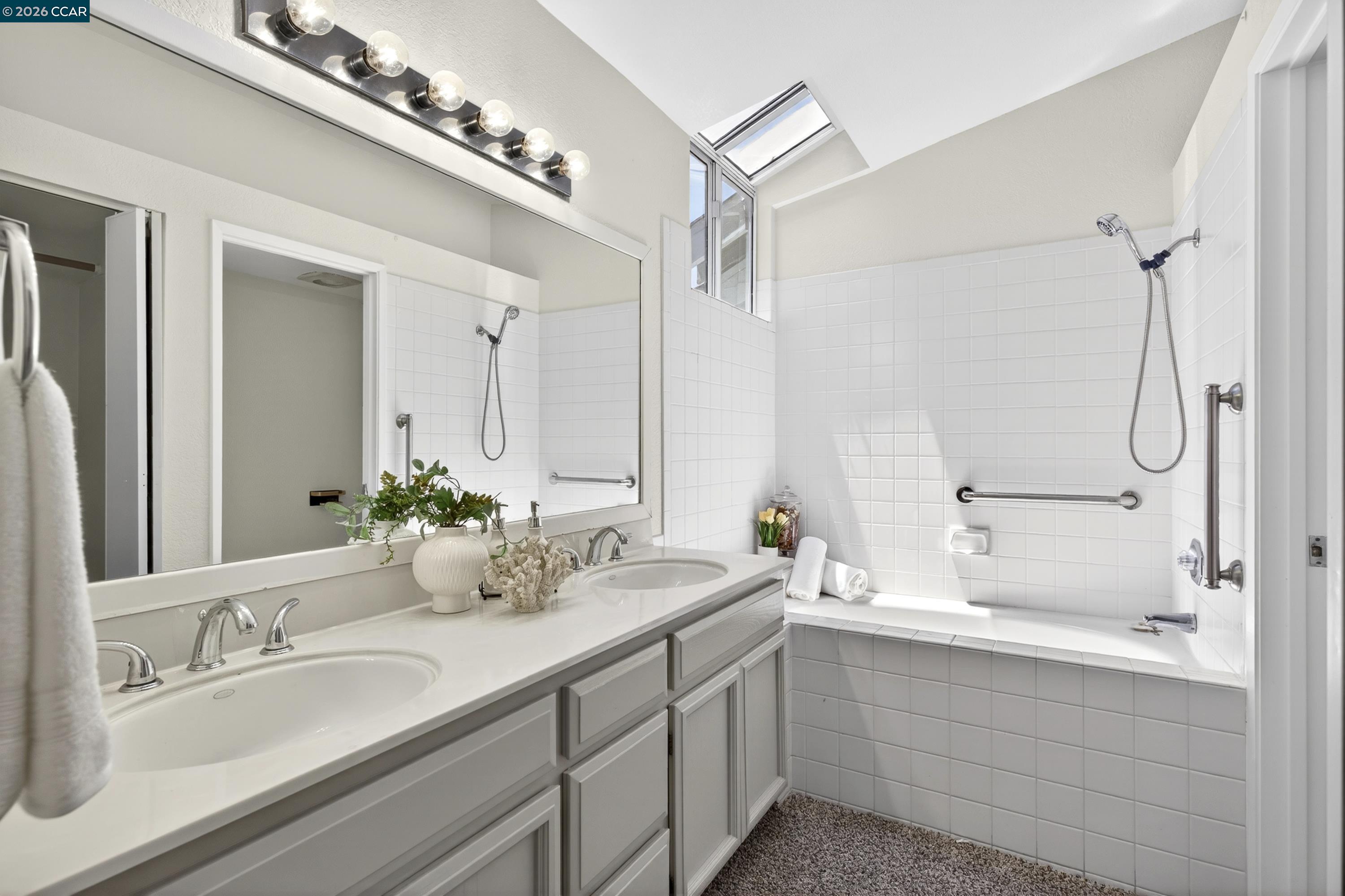 Photo #60: 41139879 Listing: Photo #60