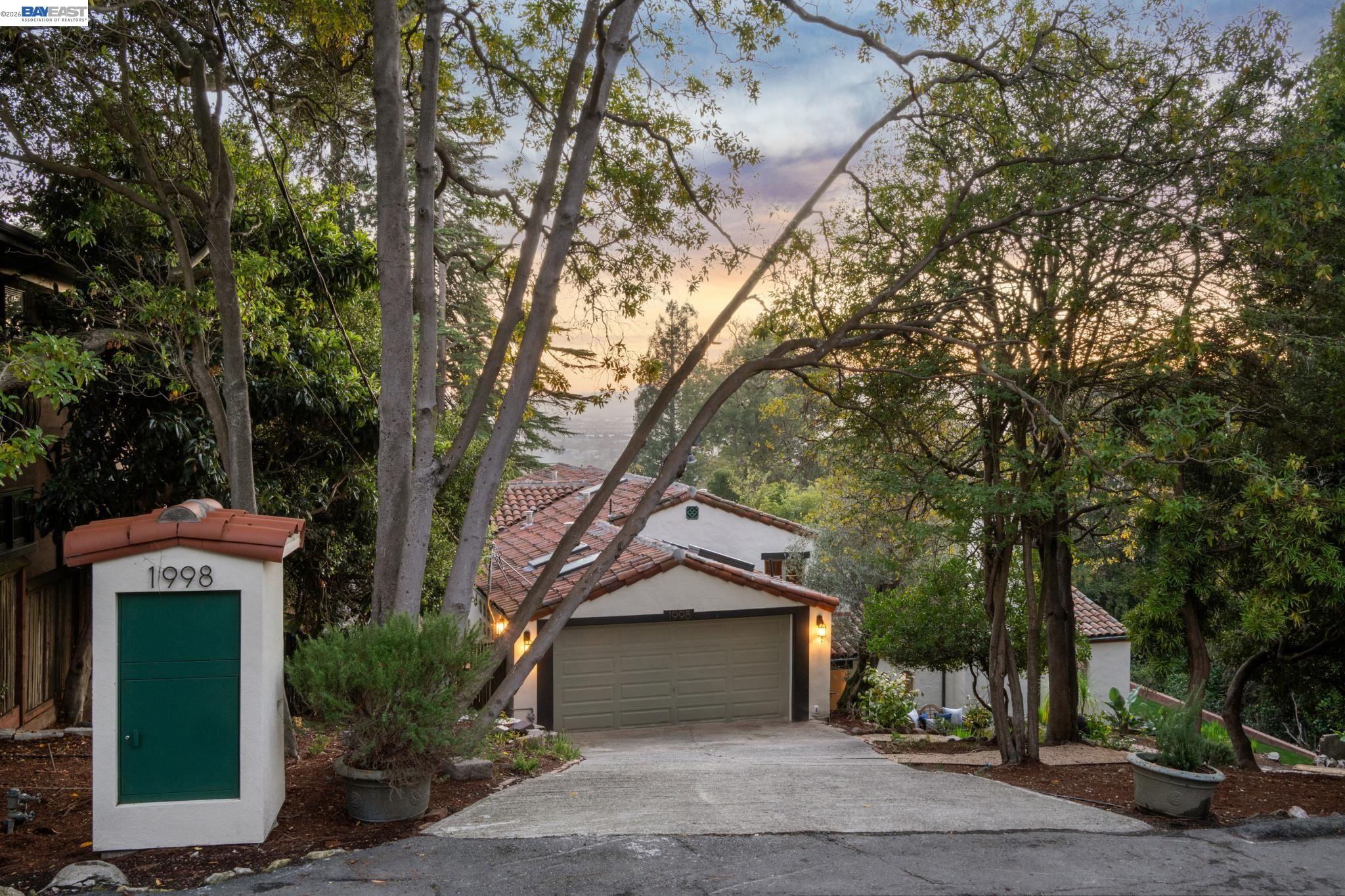 1998 SAN ANTONIO AVENUE, Berkeley CA 94707 — photo 59