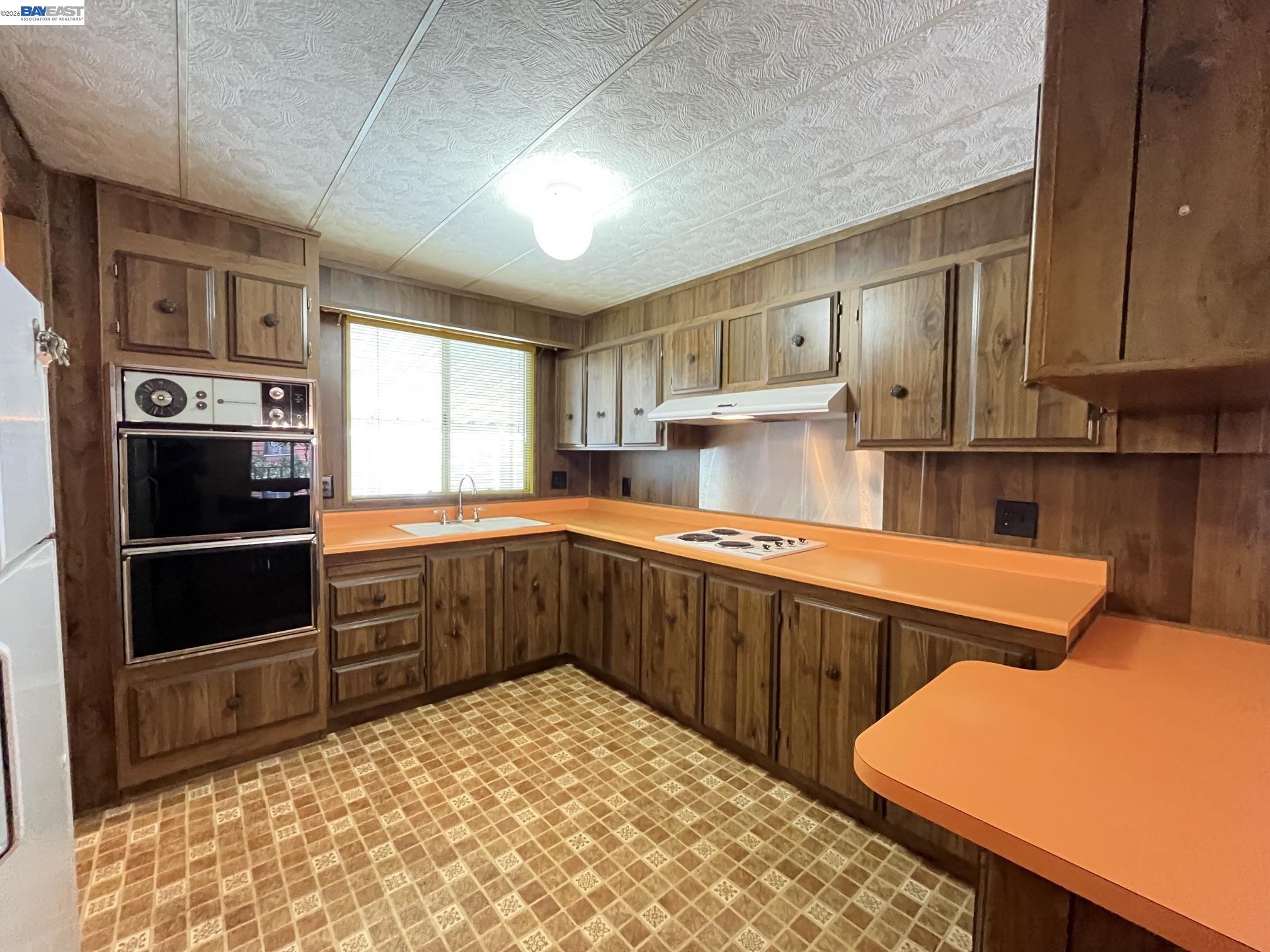 29000 Guildhall Rd, Hayward CA 94544 — photo 12