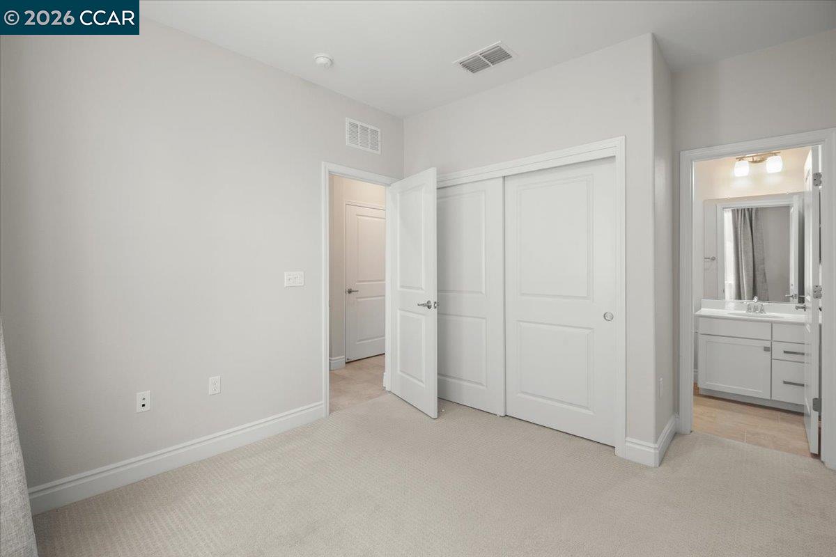 Photo #27: 41139889 Listing: Photo #27