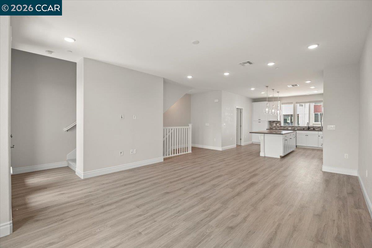 Photo #8: 41139889 Listing: Photo #8