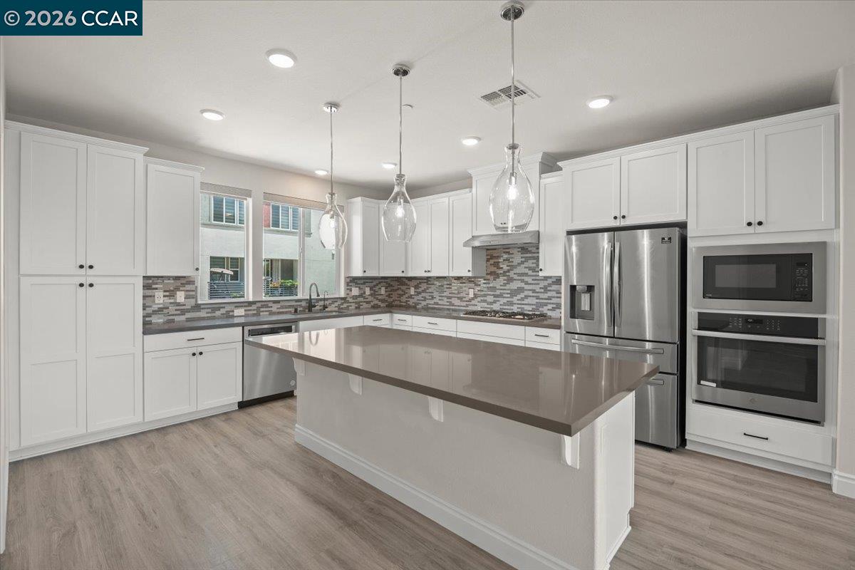 Photo #10: 41139889 Listing: Photo #10