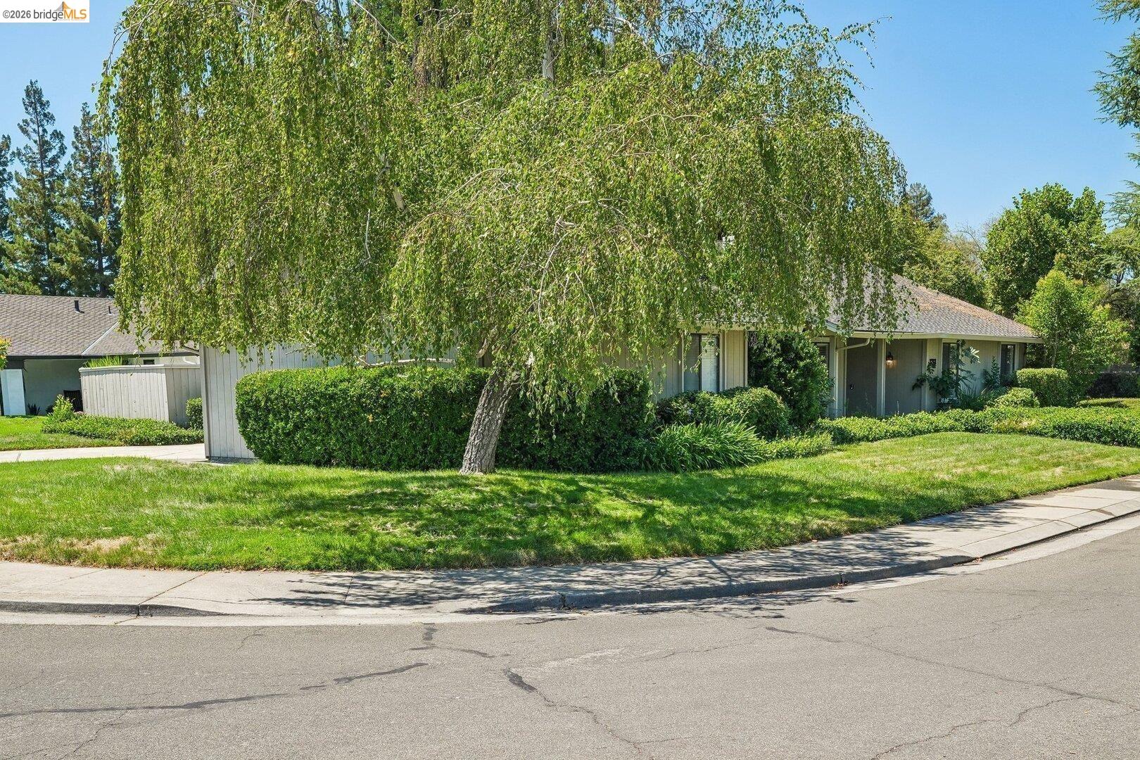 3768 Wood Duck CIR, Stockton CA 95207 — photo 2