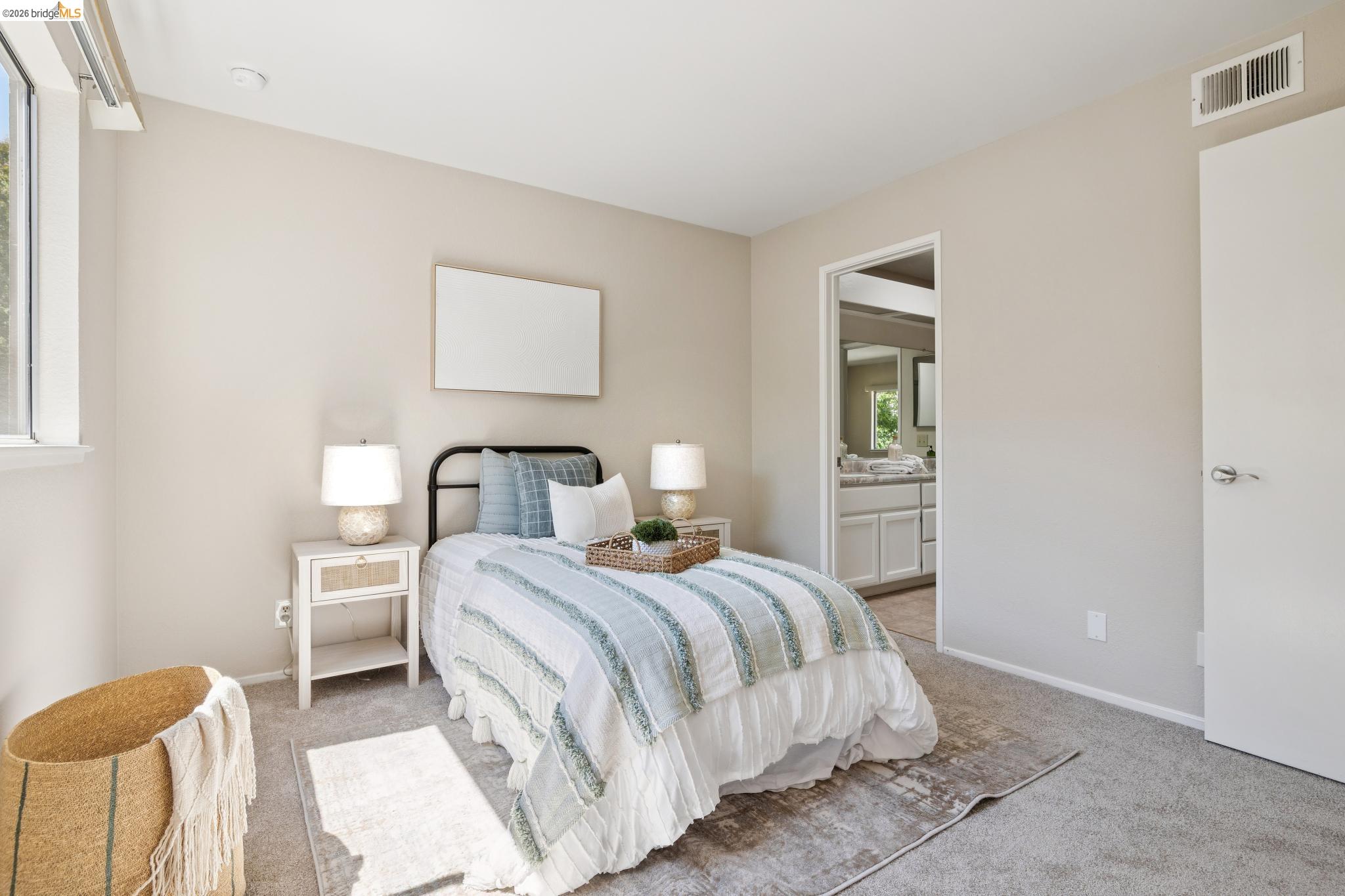 Photo #28: 41139904 Listing: Photo #28