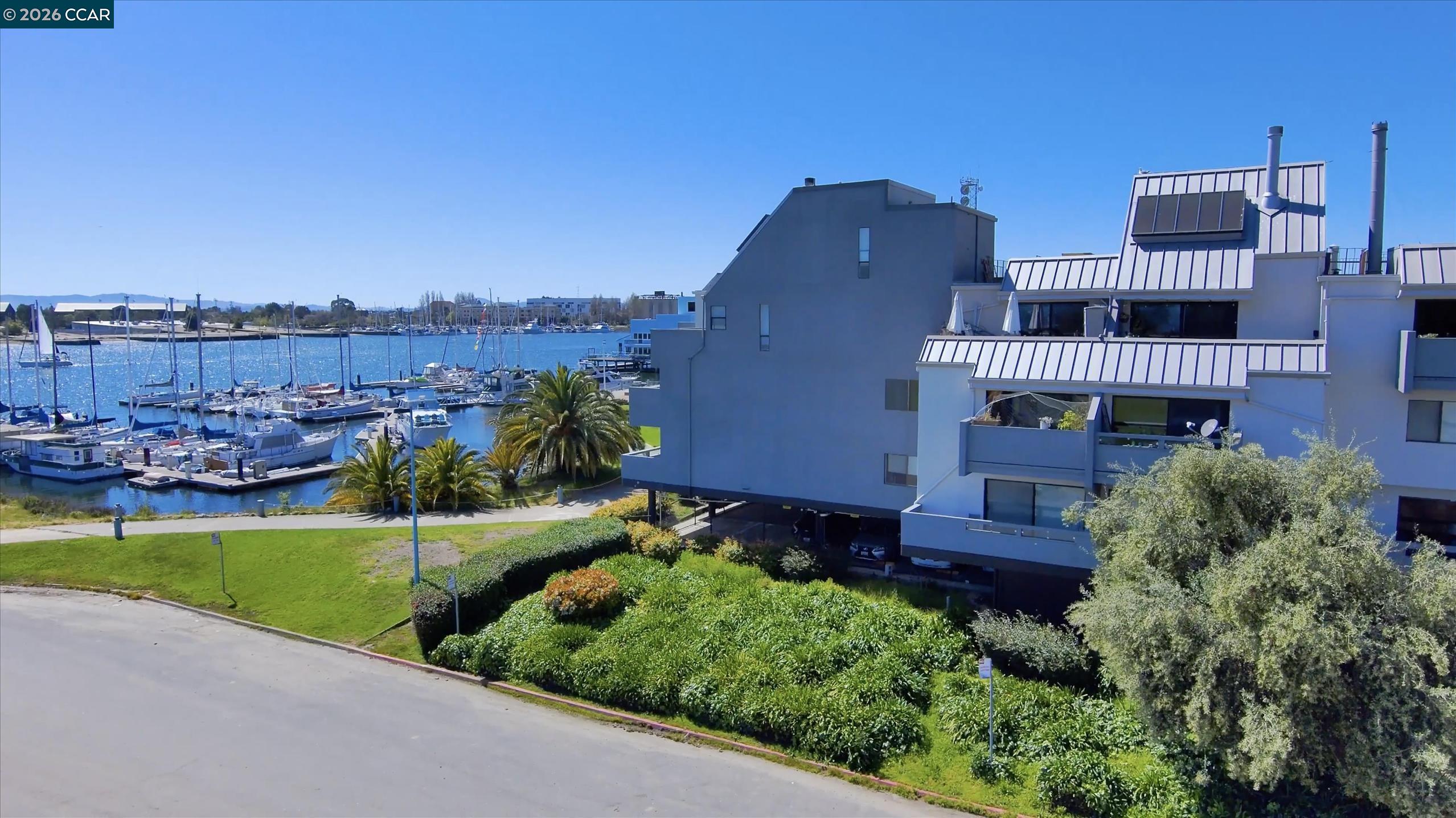 Photo #1: 41139960 Listing: Photo #1