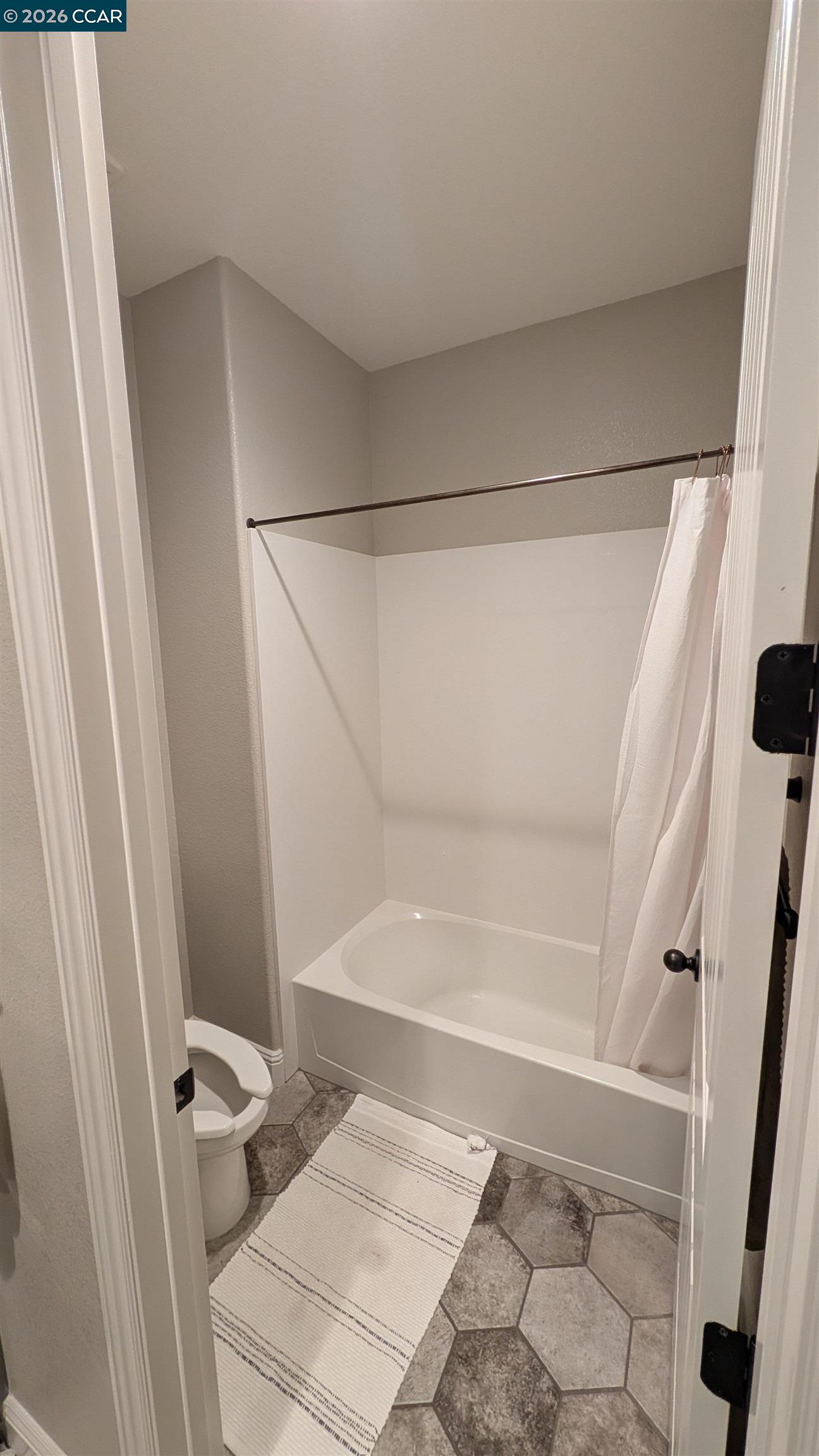 1813 Holsteiner Dr, Fairfield CA 94534 — photo 14