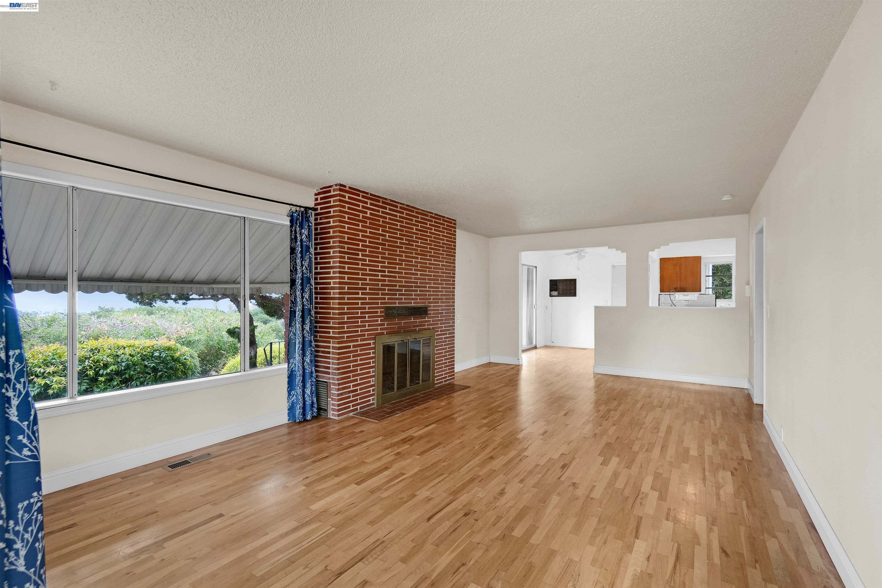 26027 Clover Rd, Fairview CA 94542 — photo 13