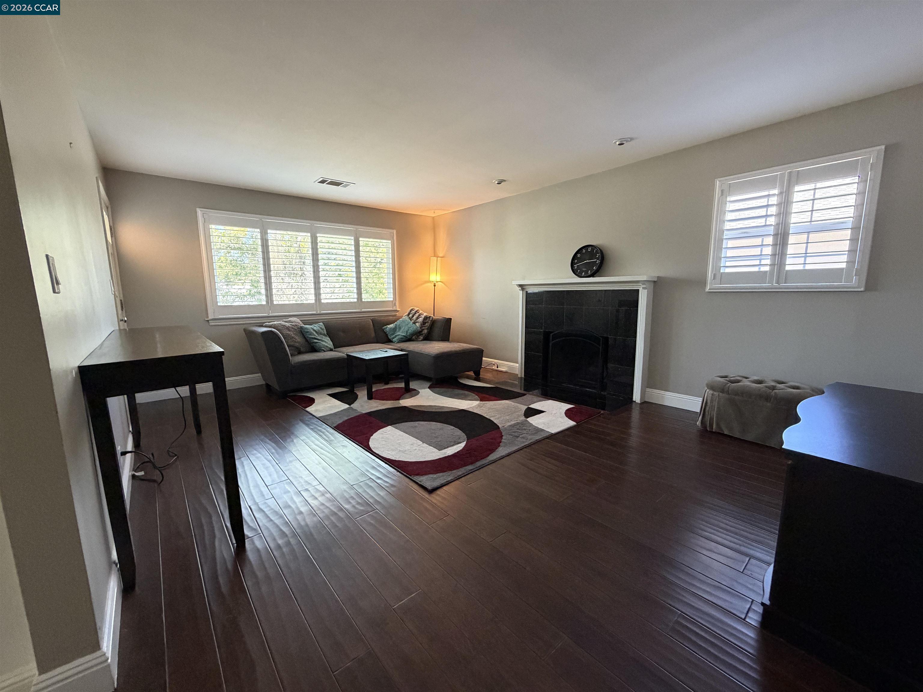 930 Sassel Avenue, Concord CA 94518 — photo 2