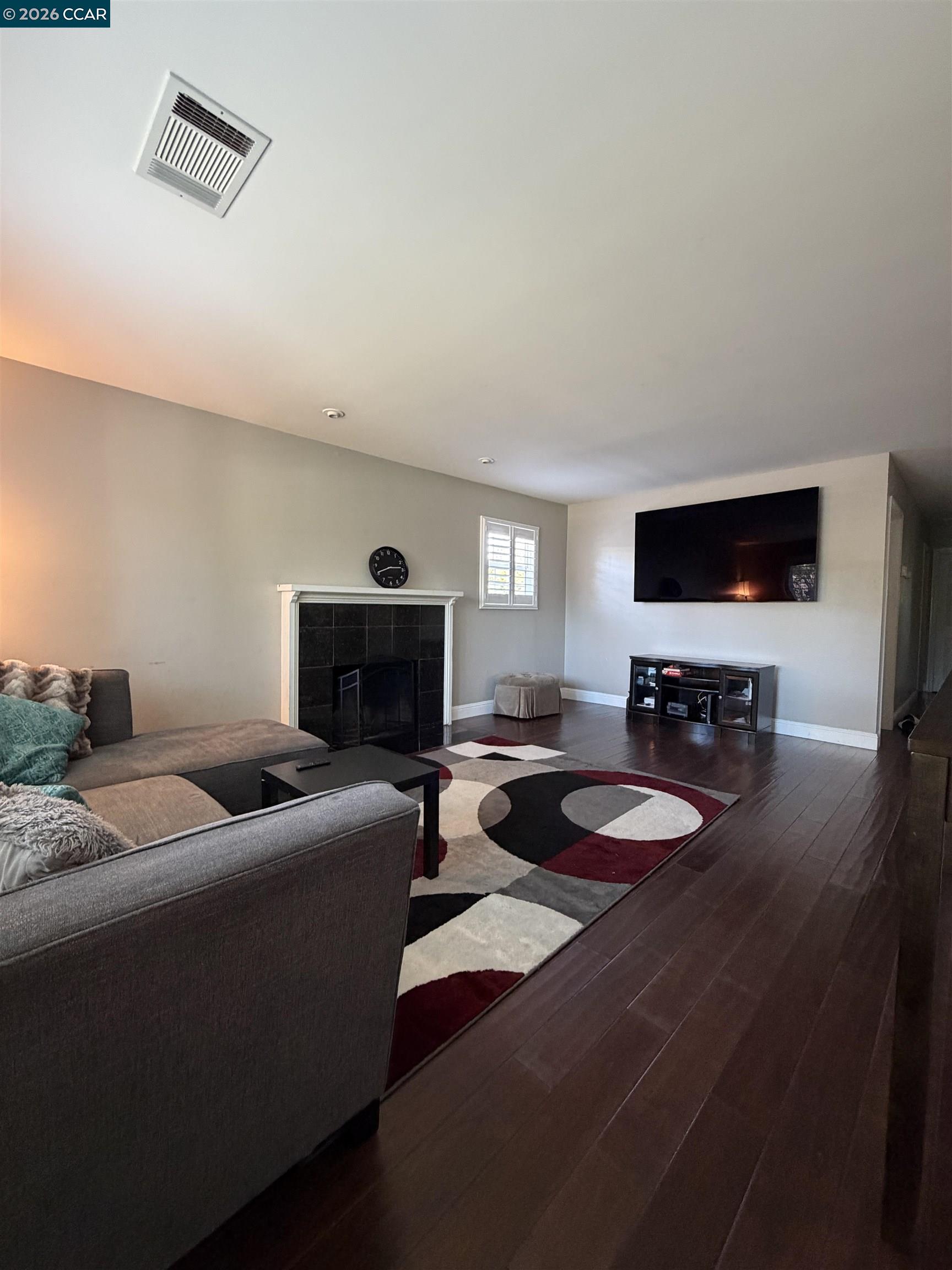 930 Sassel Avenue, Concord CA 94518 — photo 3