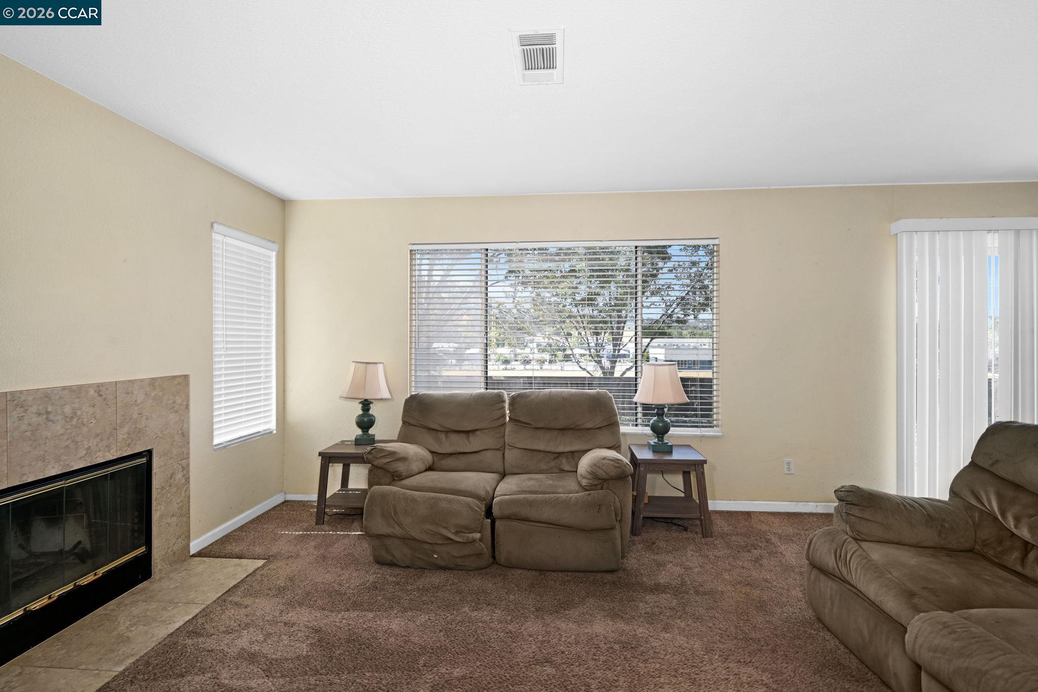 616 Ross Circle, Martinez CA 94553 — photo 4