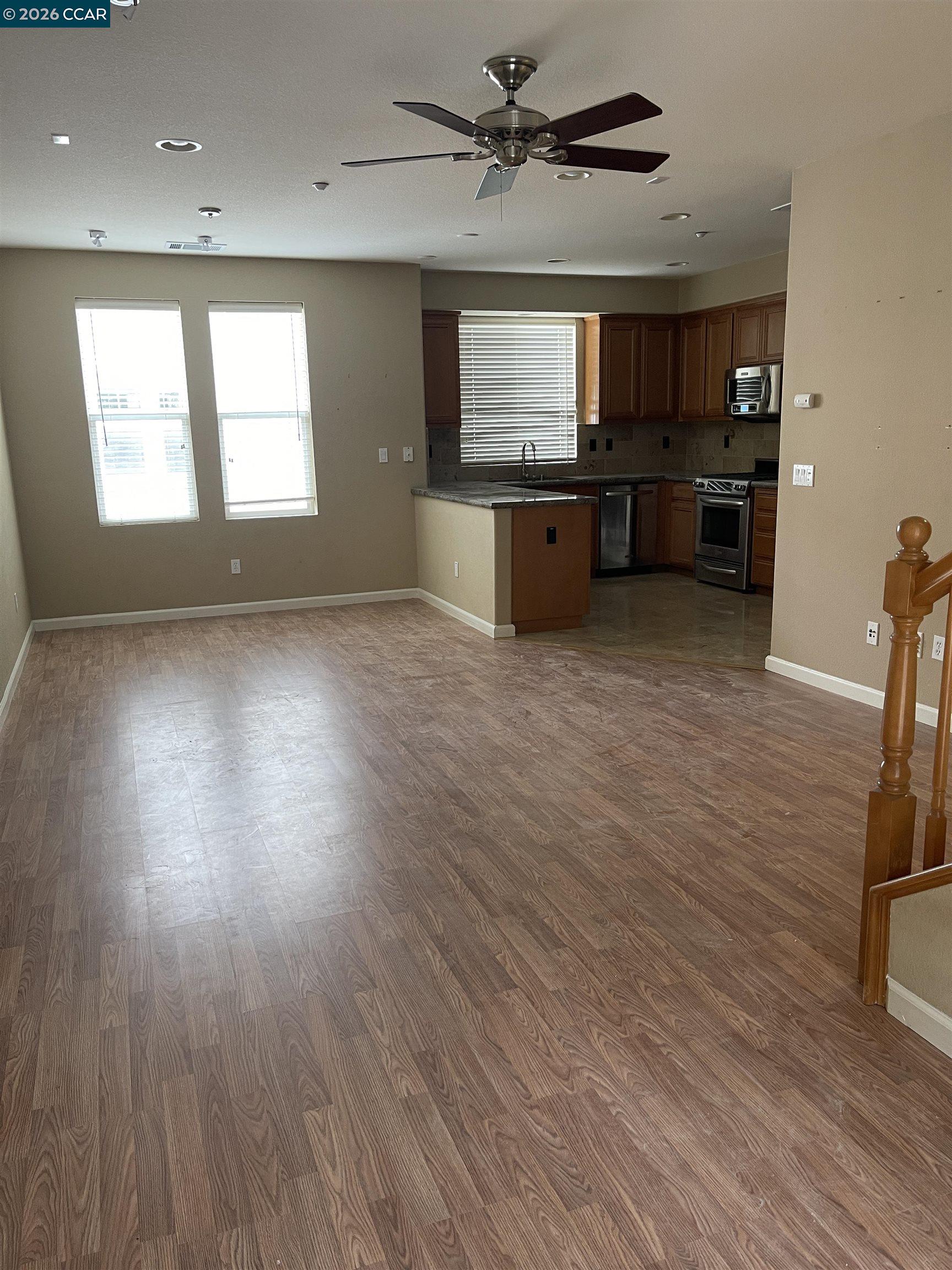 Photo #2: 41140024 Listing: Photo #2