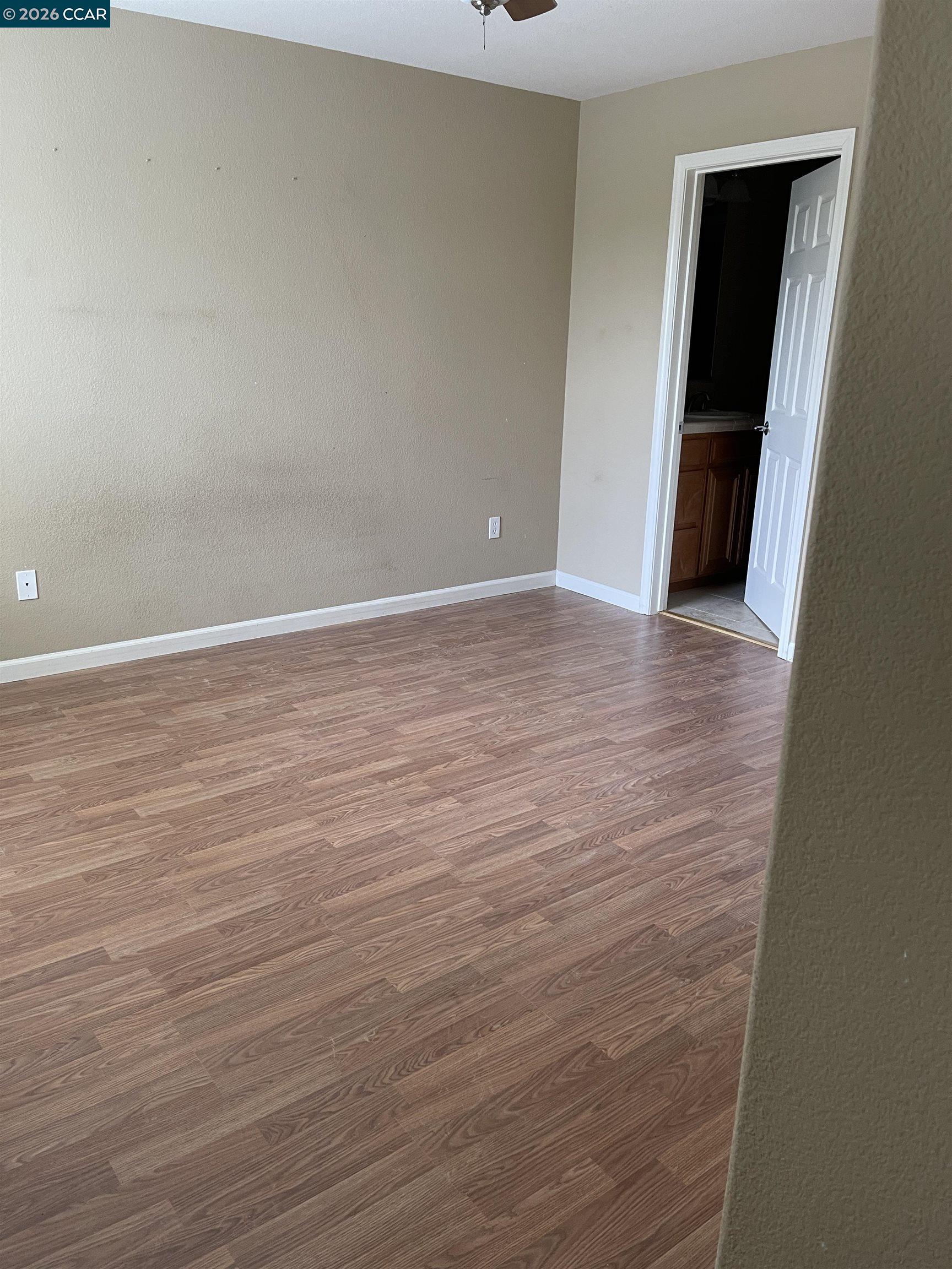 Photo #5: 41140024 Listing: Photo #5