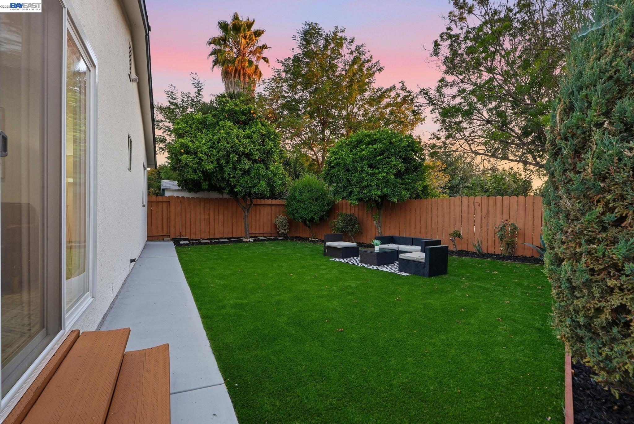 965 Collins Court, Hayward CA 94544 — photo 7
