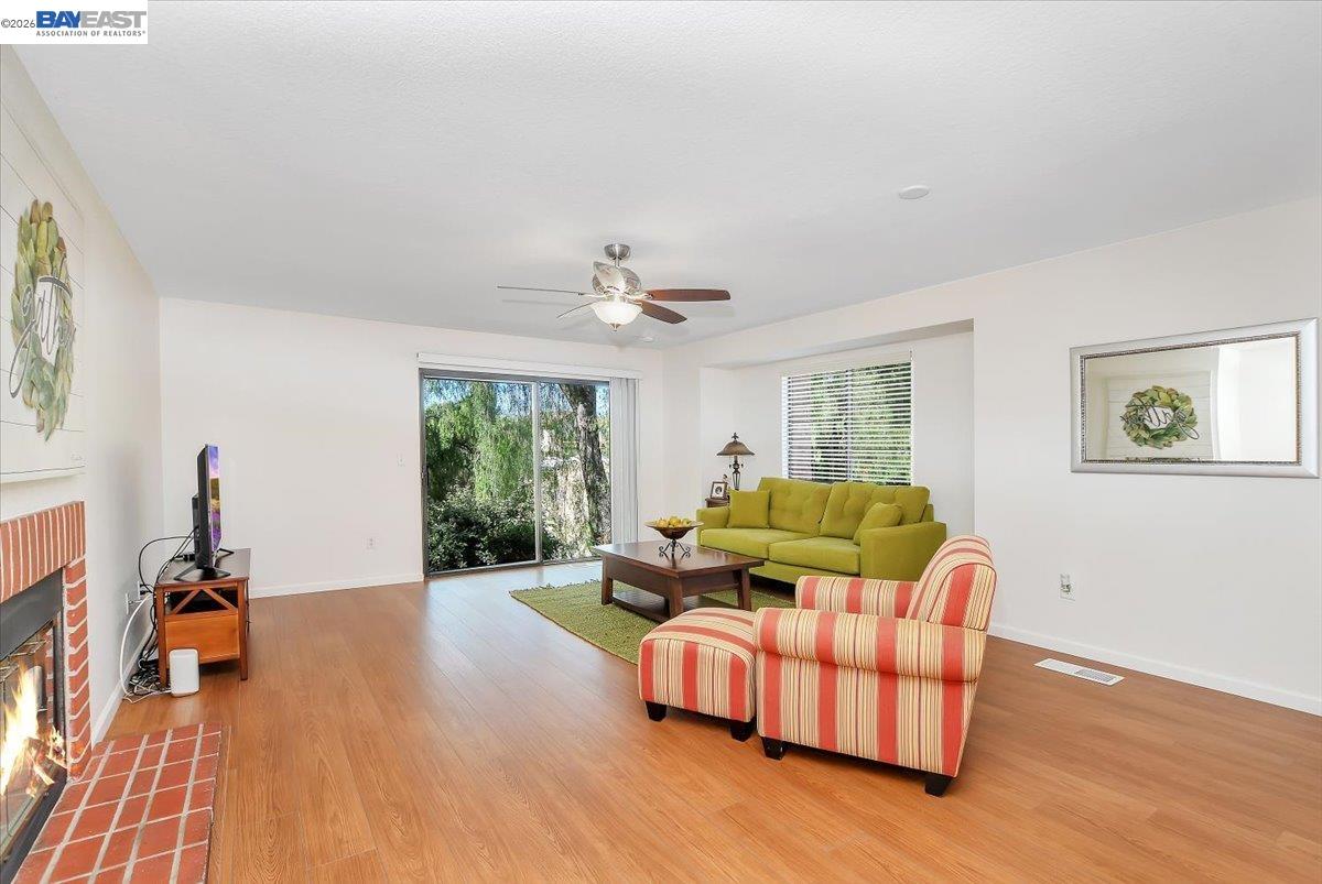 2280 Renwick Ln, Antioch CA 94509 — photo 8