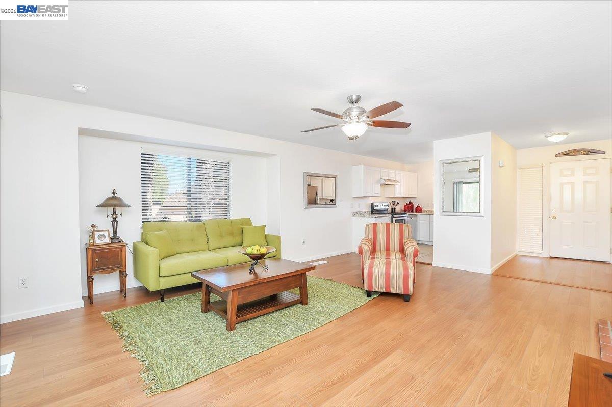 2280 Renwick Ln, Antioch CA 94509 — photo 9