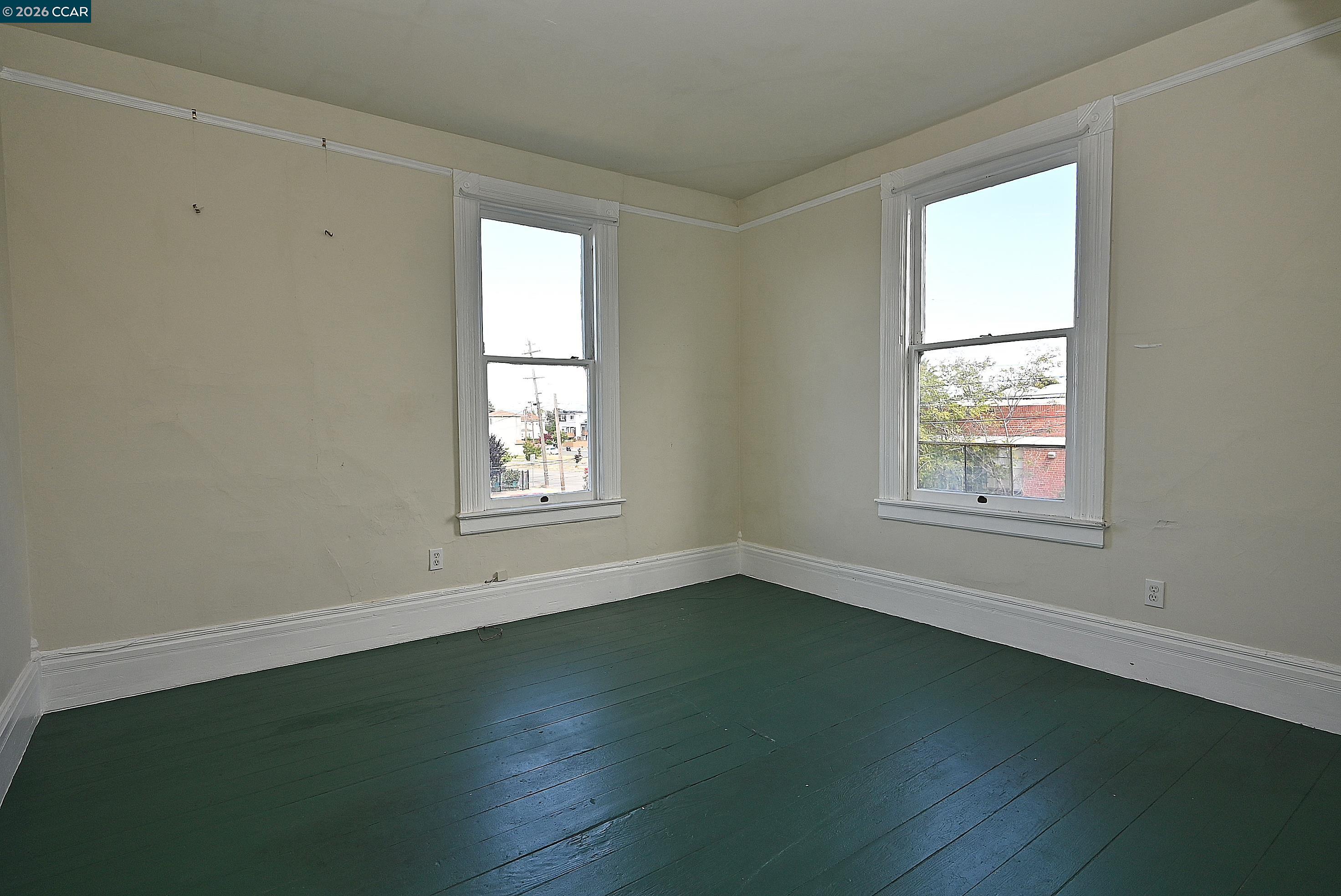 979 Grace Ave, Oakland CA 94608 — photo 17