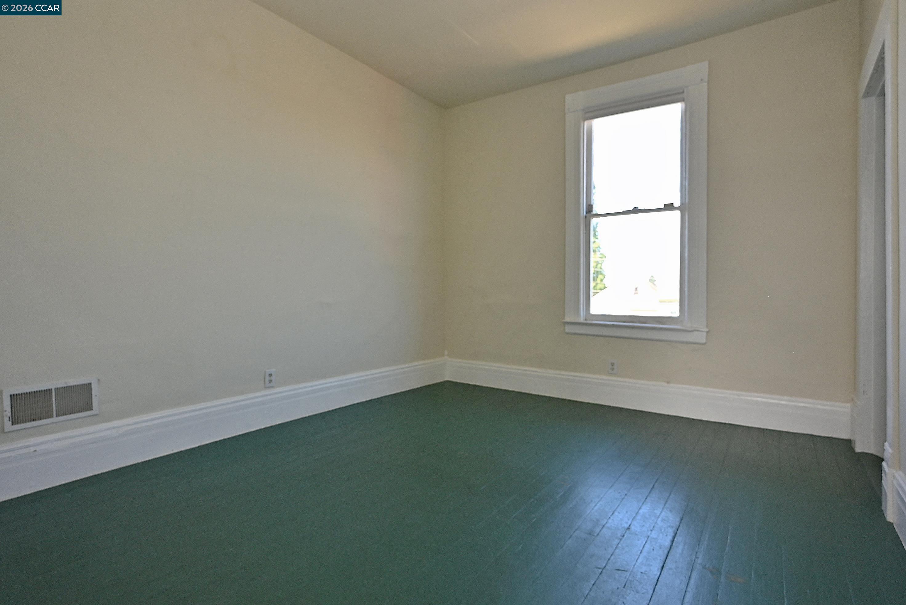 979 Grace Ave, Oakland CA 94608 — photo 19