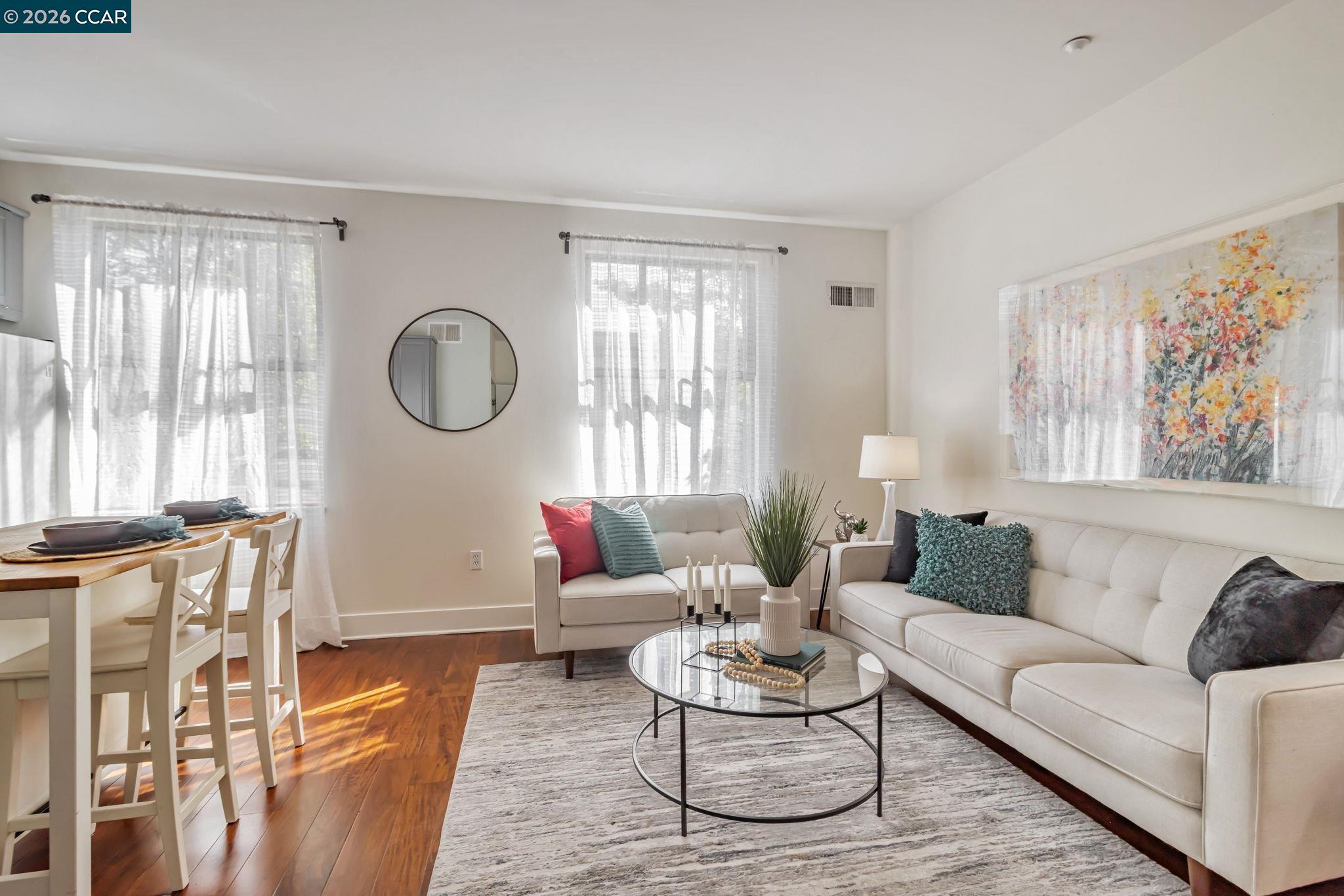 Photo #5: 41140055 Listing: Photo #5