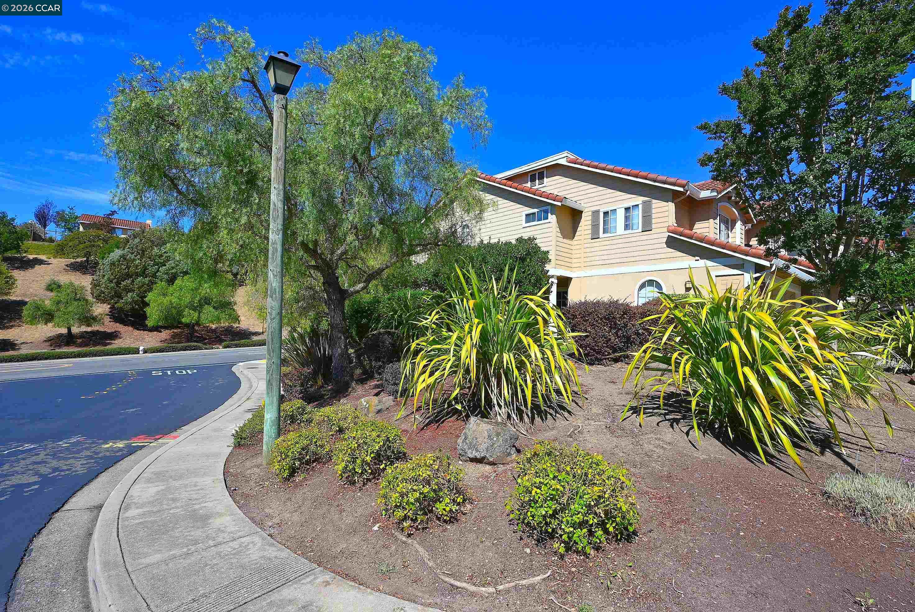 6670 Edgewood Way, Castro Valley CA 94552 — photo 5
