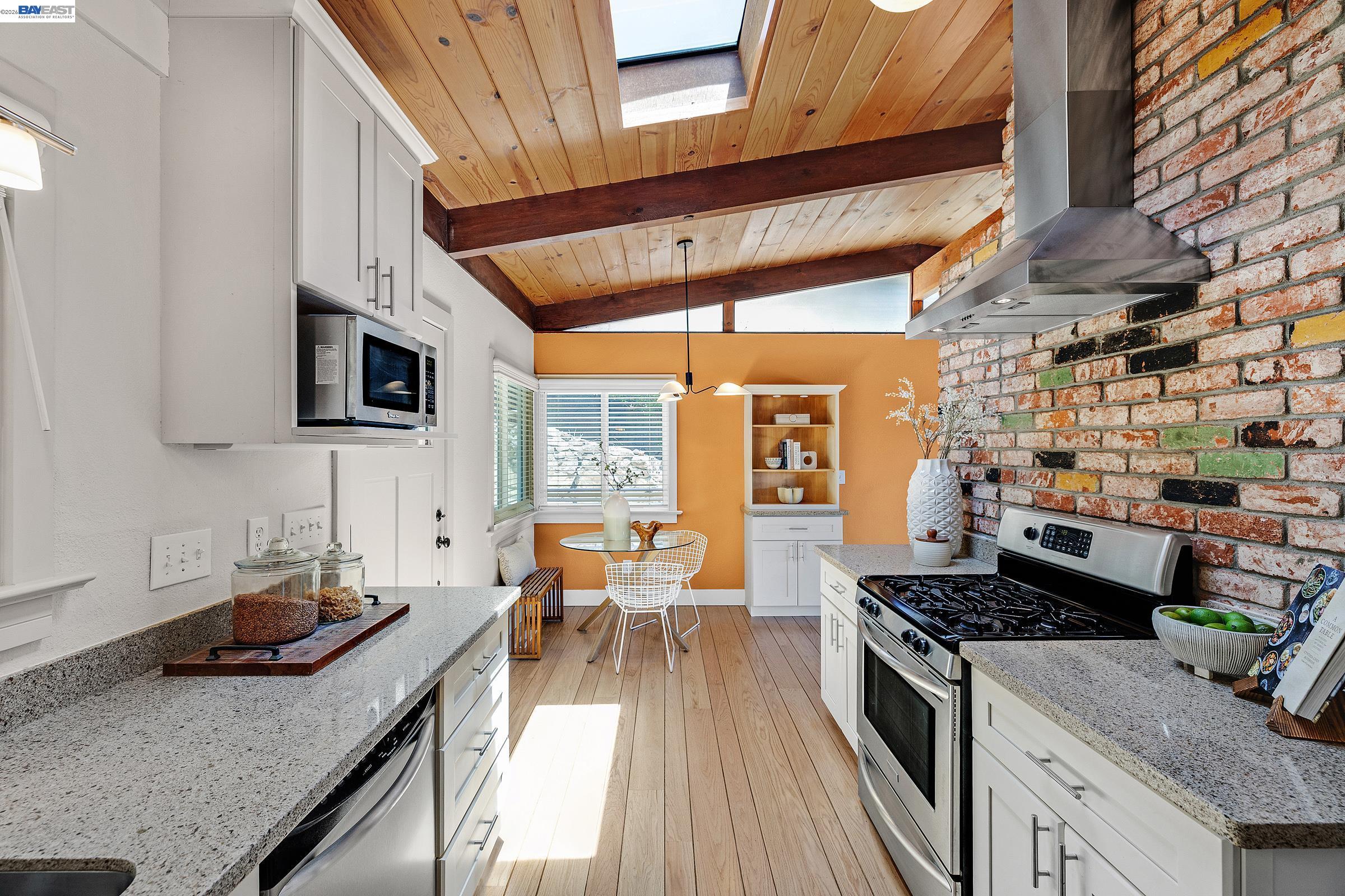 2245 Pelham Pl, Oakland CA 94611 — photo 16