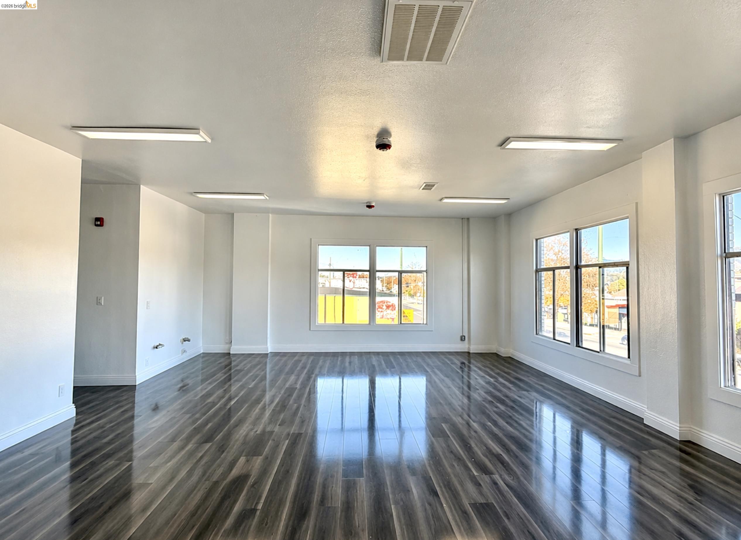 8801 International Blvd, Oakland CA 94621 — photo 6