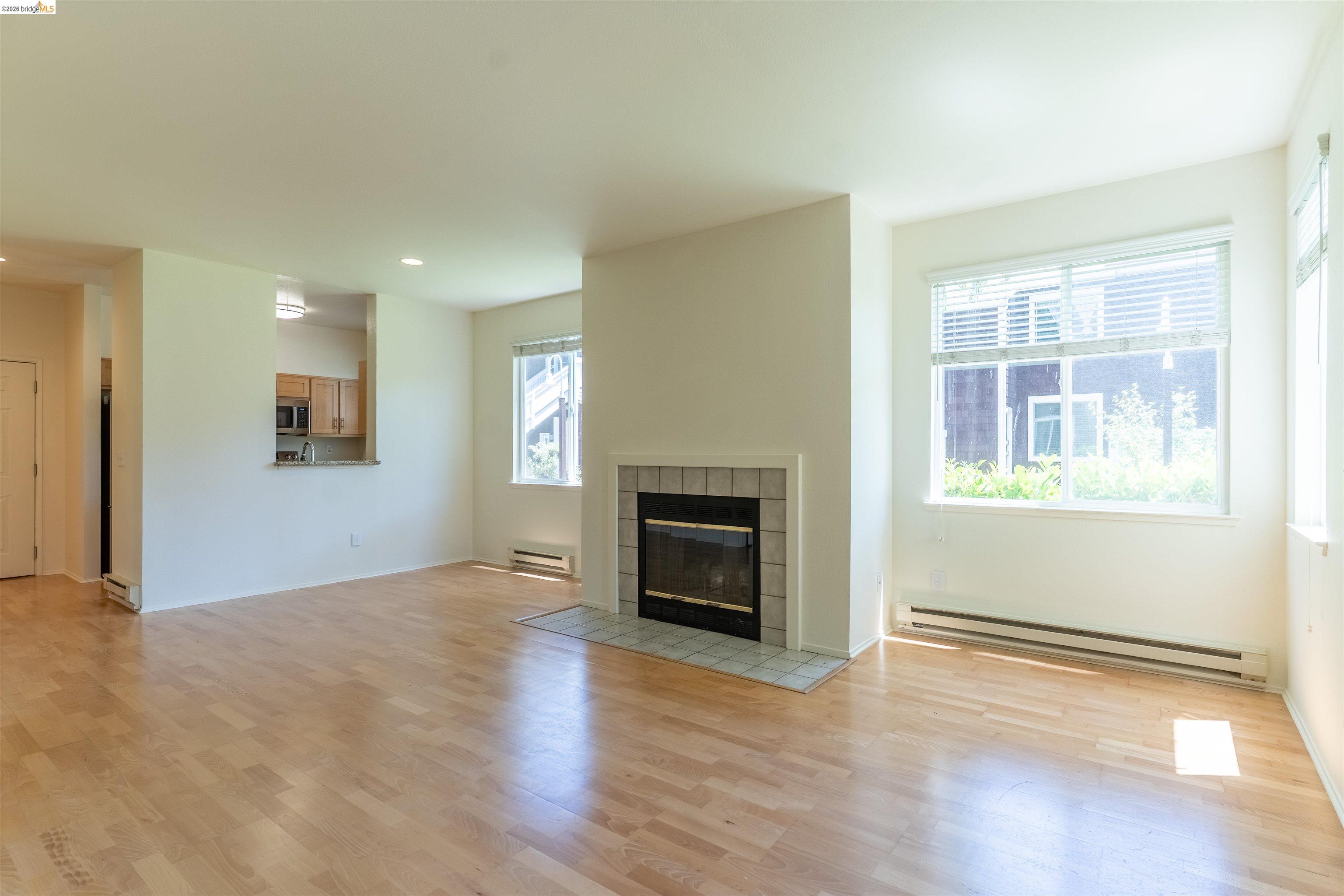 Photo #5: 41140113 Listing: Photo #5