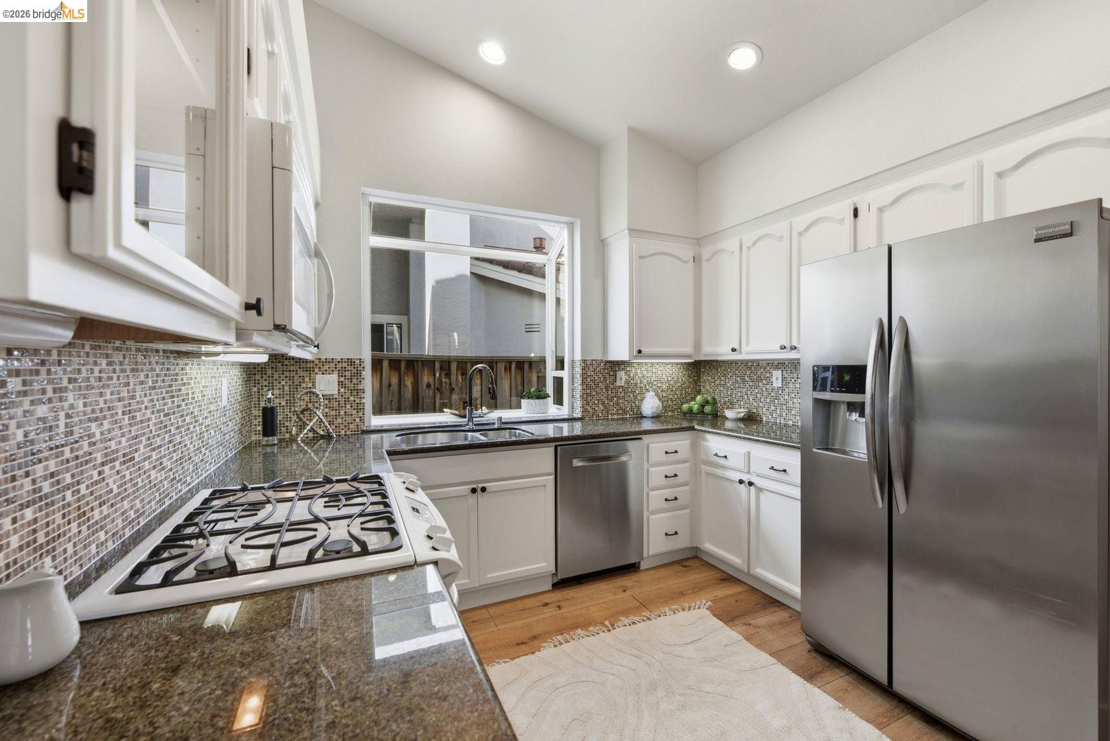 15 Lavagetto CT, Alameda CA 94502 — photo 8