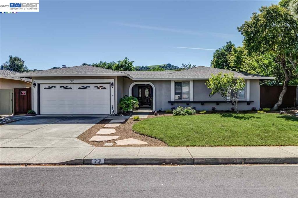 25 Tareyton Ct