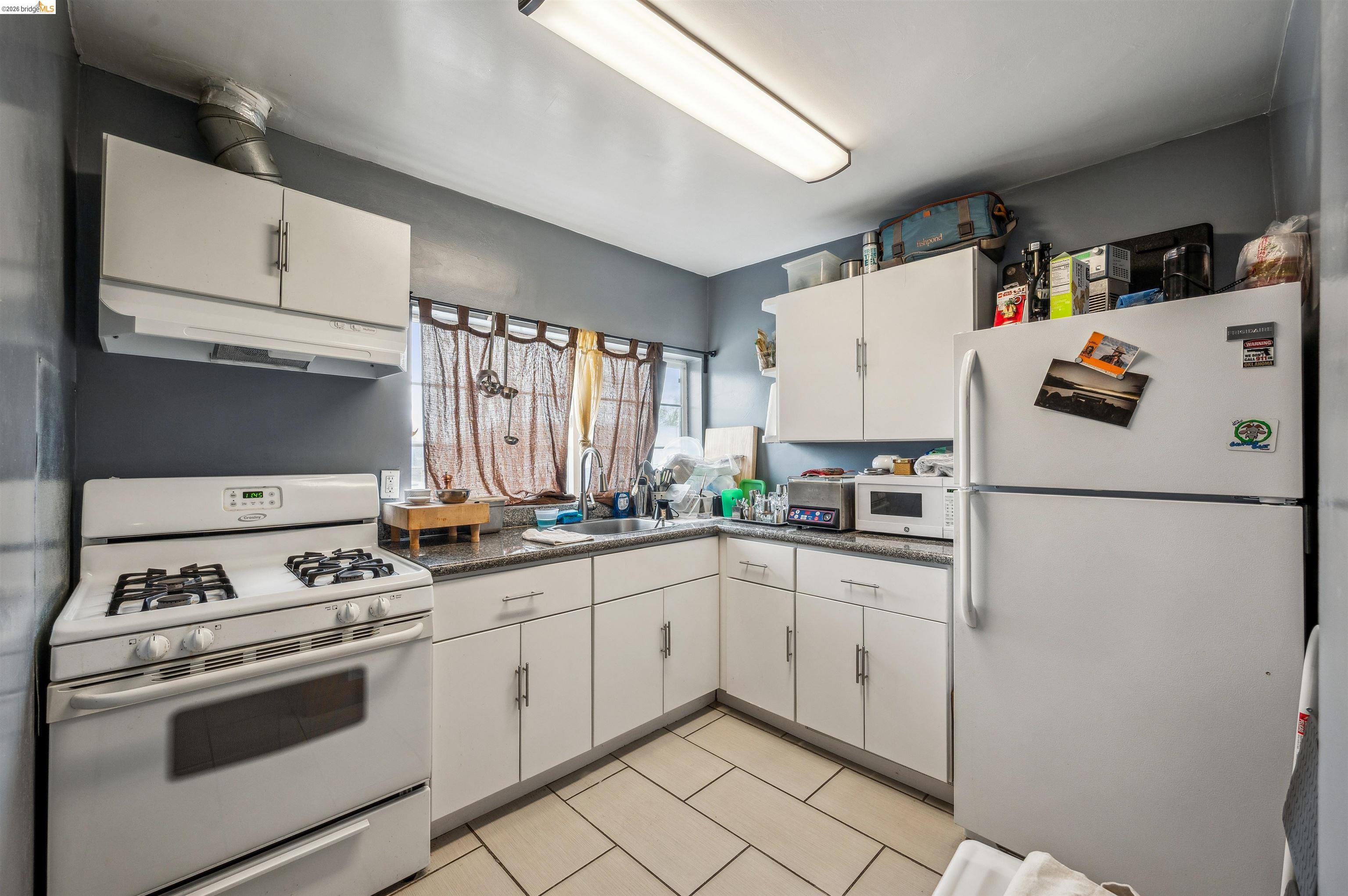 1820 International Blvd, Oakland CA 94606 — photo 39