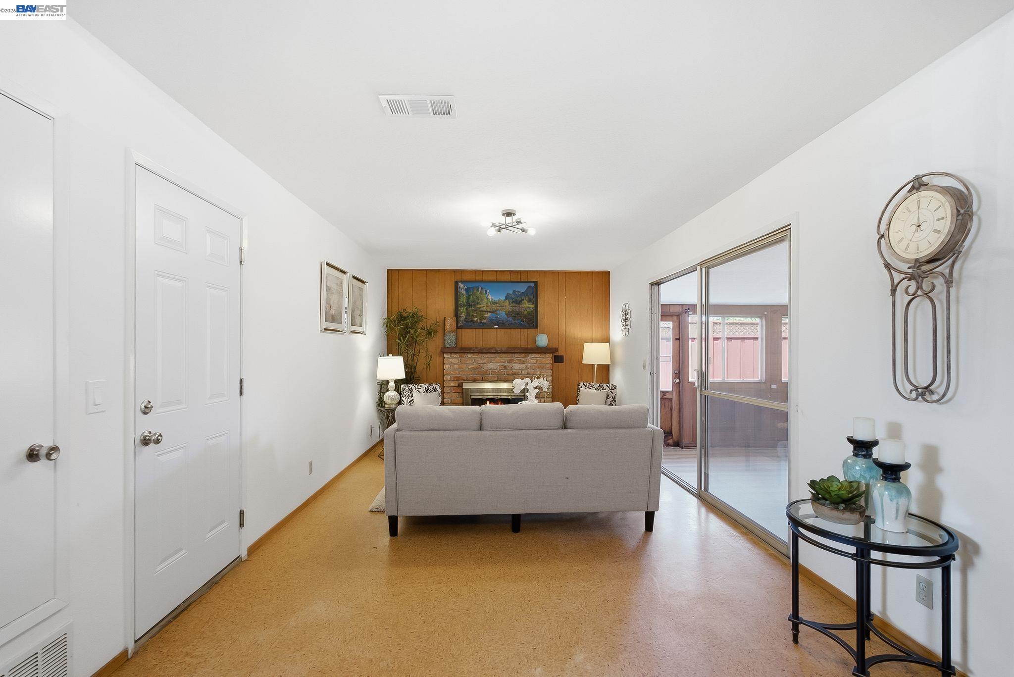 6440 Lotus Ct, Newark CA 94560 — photo 9